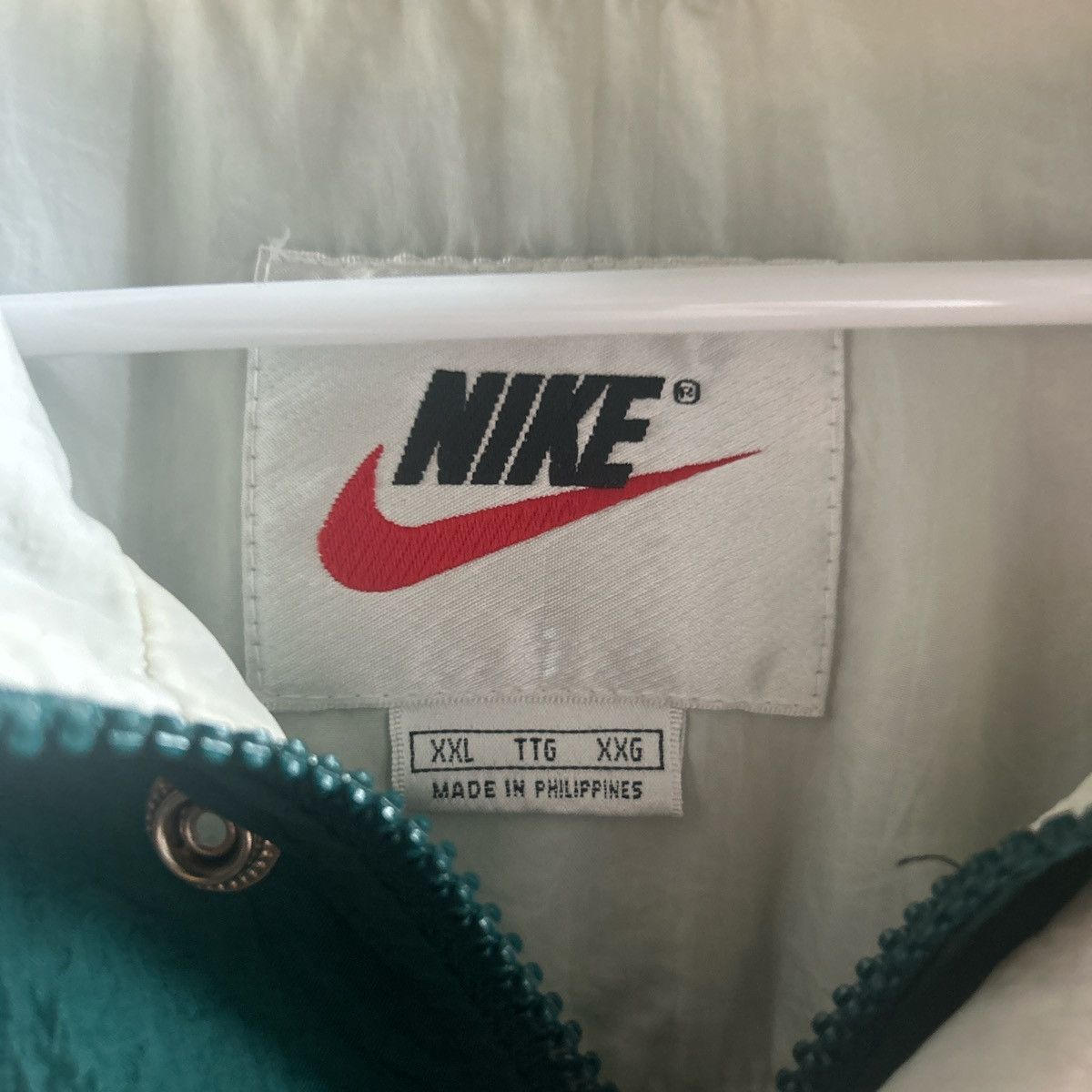 Nike Nike Vintage 90s Windbreaker Green and White, Size XXL Size US XXL / EU 58 / 5 - 4 Thumbnail