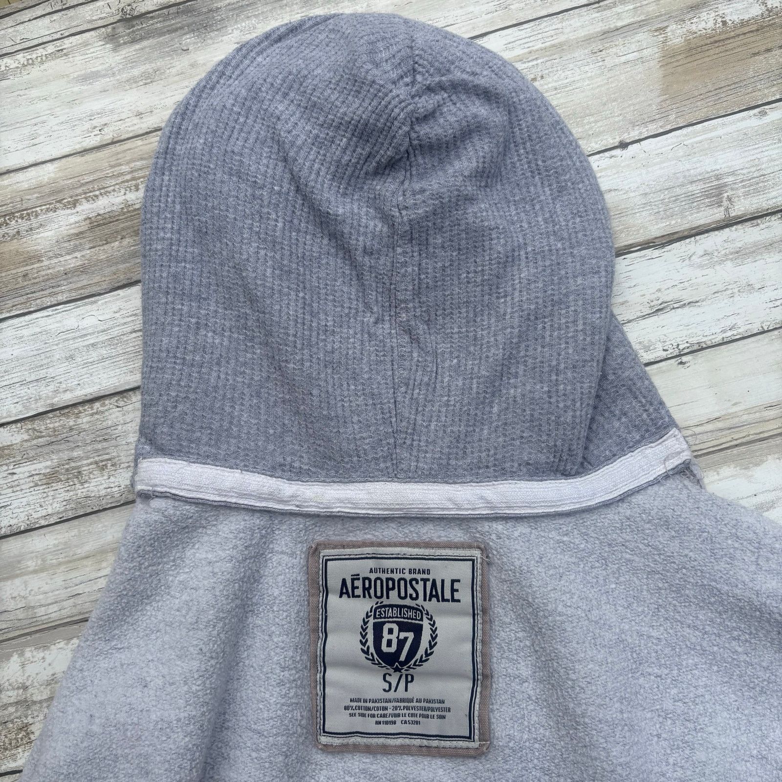 Aeropostale Aeropostale Y2K Hoodie Sweatshirt Sz S Gray Red 00s skater Size US S / EU 44-46 / 1 - 5 Thumbnail