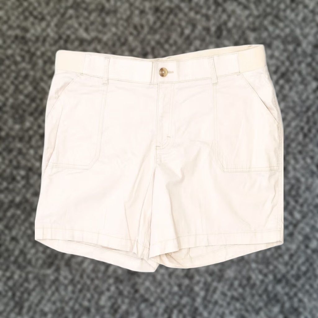 Lee LEE Womens Regular Fit Mid Rise Bermuda Shorts US 18 2XL W40 Beige Cotton Size 40" / US 18 - 1 Thumbnail