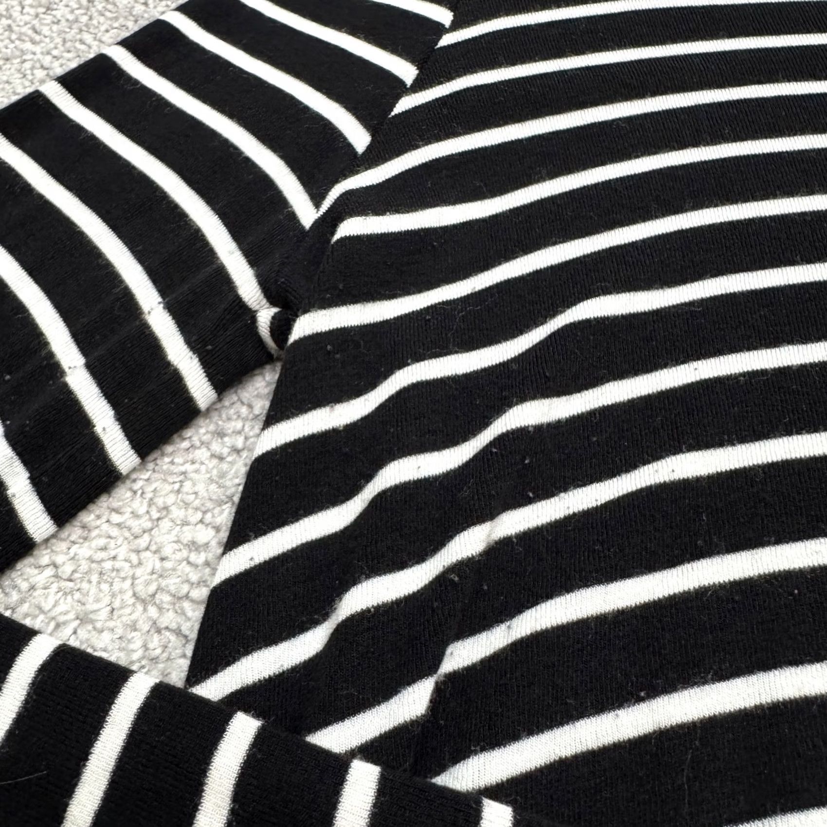 Vintage Witchery Striped Shift Dress Womens Small Black White Long Sleeve Hi-Low Sheer Knit Spandex Viscose Round Neck Regular Length Casual Womens Size S / US 4 / IT 40 - 5 Thumbnail