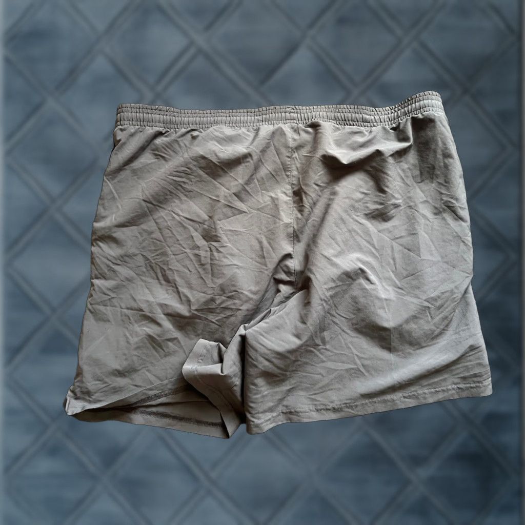Under Armour Under Armour Athletic Shorts Shirt Mens L Gray Pockets Lightweight Breathable Moisture Wicking Quick Dry Performance Logo Size US 33 - 1 Thumbnail