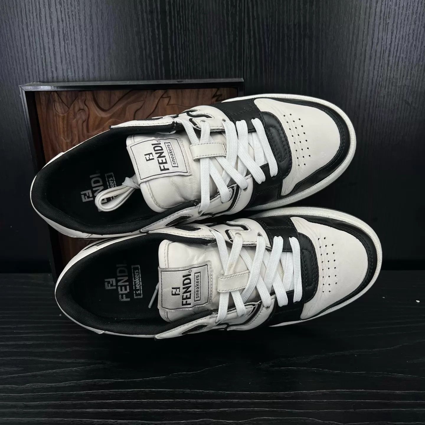 Fendi Fendi Match Black & White Size 40 Size US 7 / EU 40 - 7 Thumbnail
