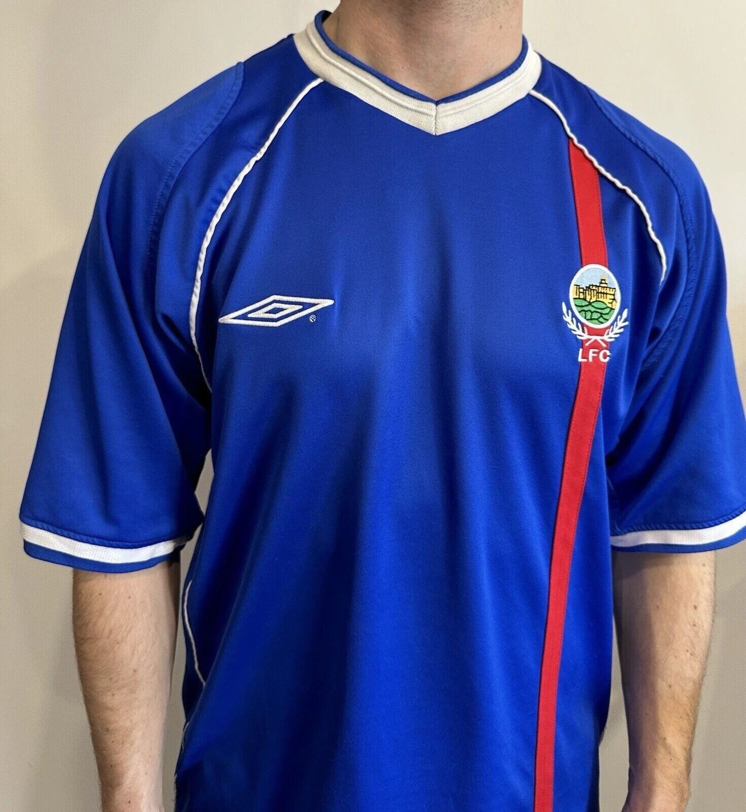 Umbro Vintage Linfield Ireland 2003 2004 Home Soccer Jersey Size US XL / EU 56 / 4 - 3 Thumbnail