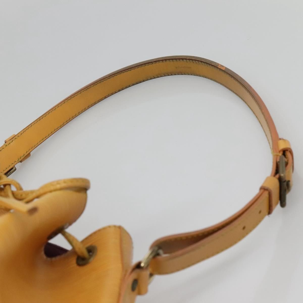 Louis Vuitton LOUIS VUITTON Epi Petit Noe Shoulder Bag Yellow M44109 Size ONE SIZE - 8 Thumbnail