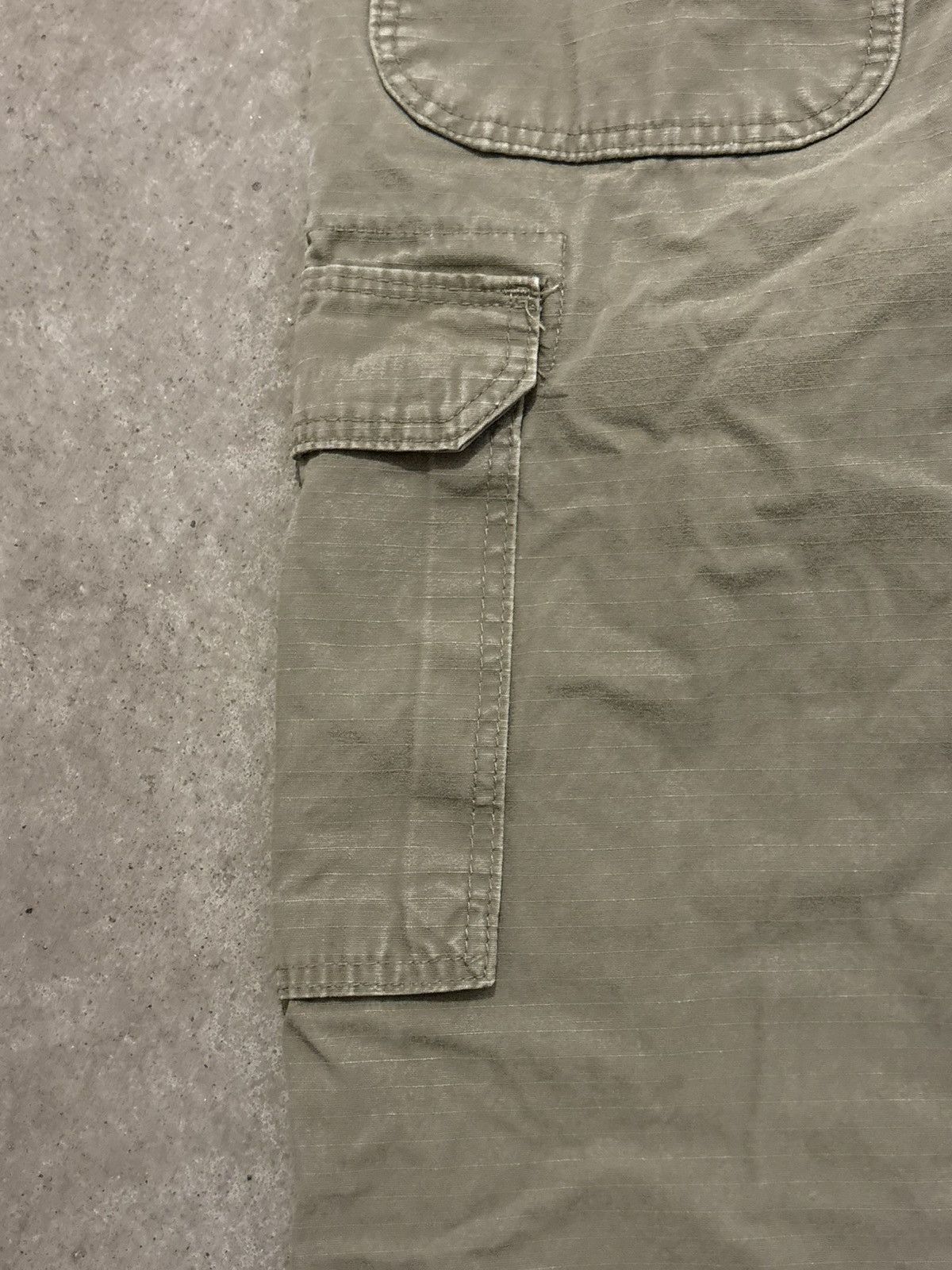 Wrangler Vintage Y2K Riggs Workwear By Wrangler Carpenter Cargo Pants Size US 38 / EU 54 - 11 Thumbnail