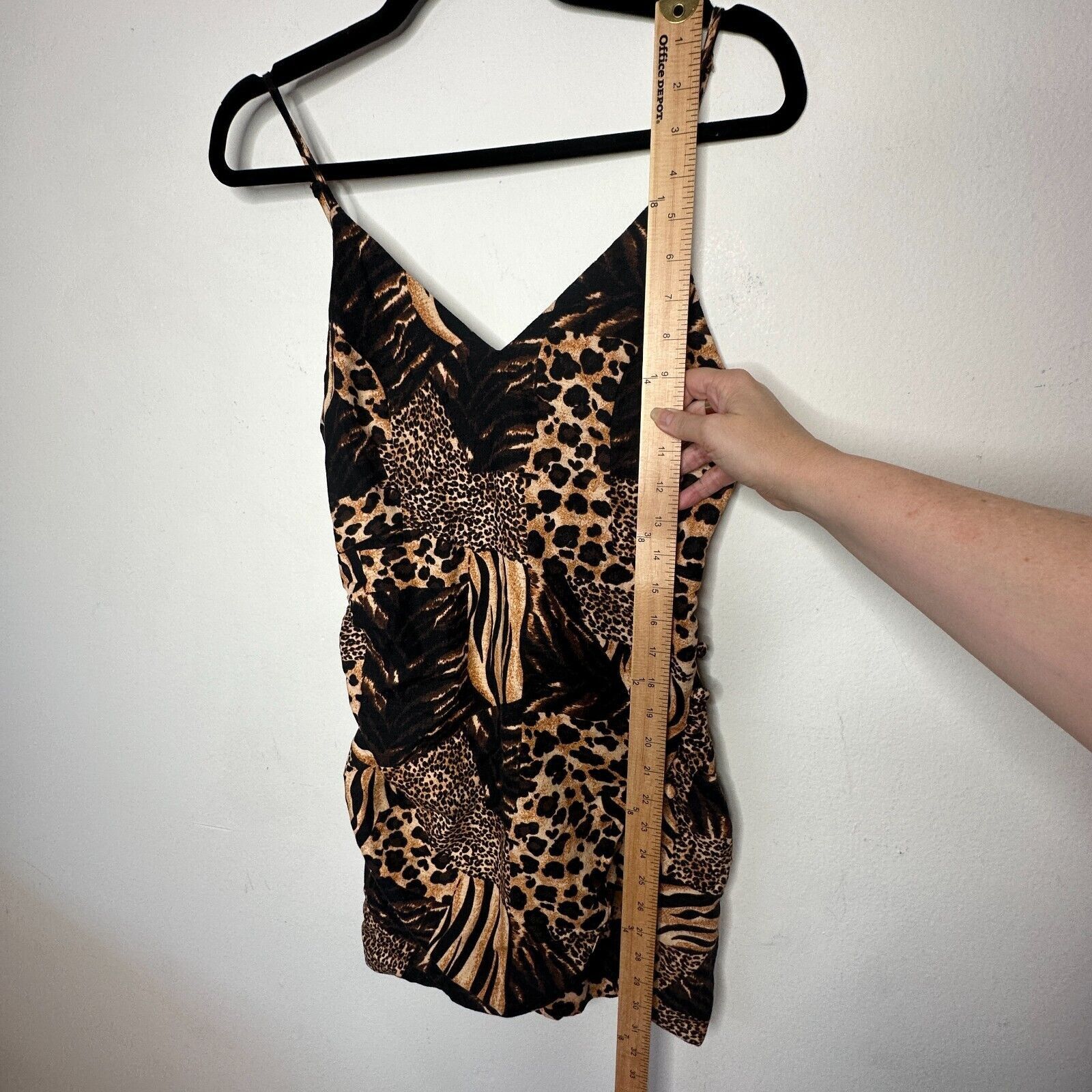 Urban Outfitters Urban Outfitters leopard V Neck Spaghetti Tulip Hem Dress S Size S / US 4 / IT 40 - 9 Thumbnail