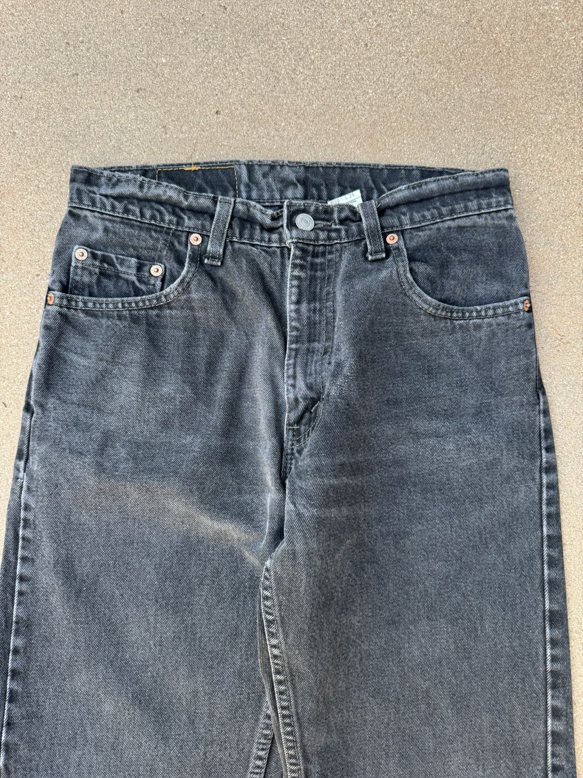 Levi's × Vintage Vtg 90’s Levi’s 505 Red Tab Straight Faded Black Jeans 30x32 Size US 30 / EU 46 - 4 Thumbnail
