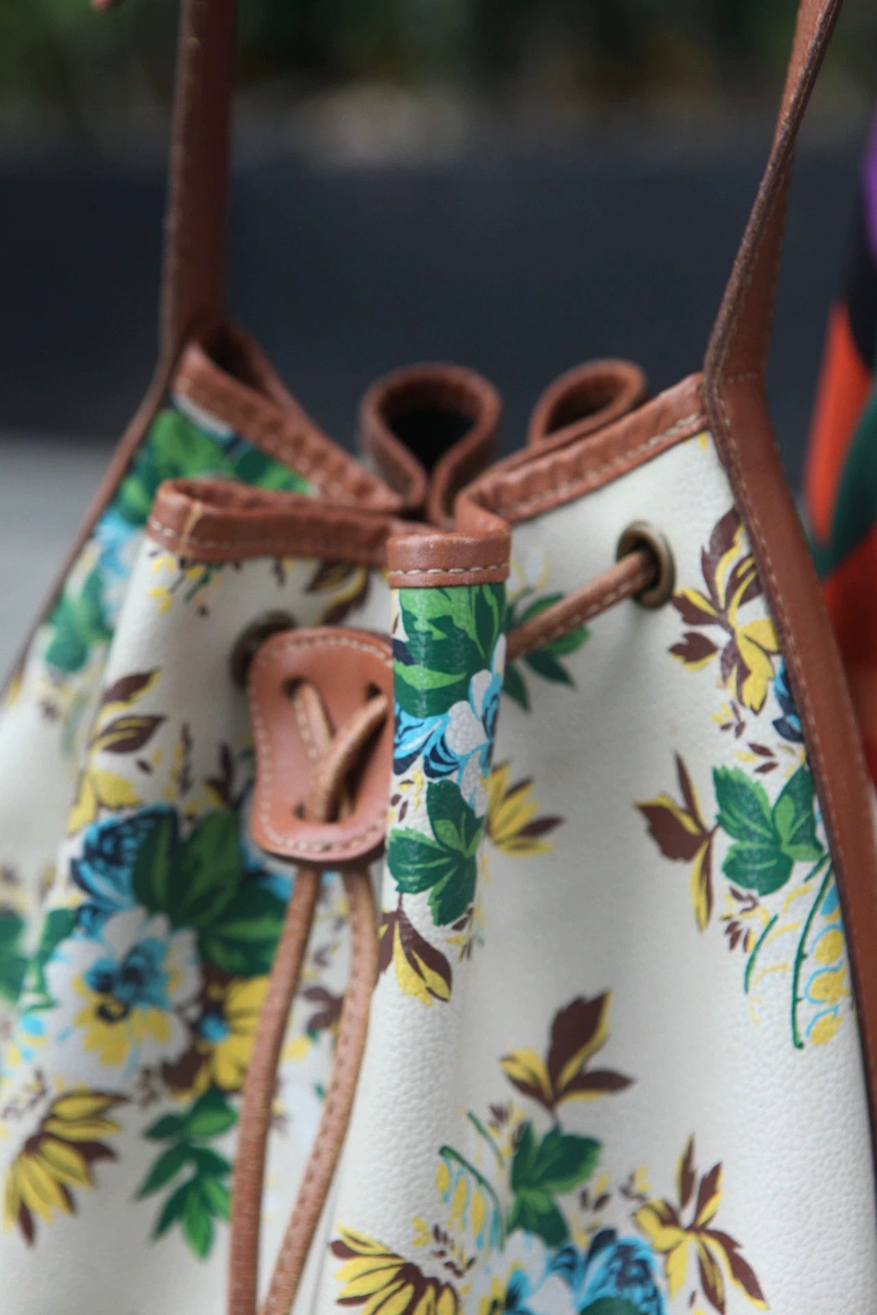 Kenzo Kenzo Floral Calfskin Shoulder Bag s-m Good Size ONE SIZE - 3 Thumbnail