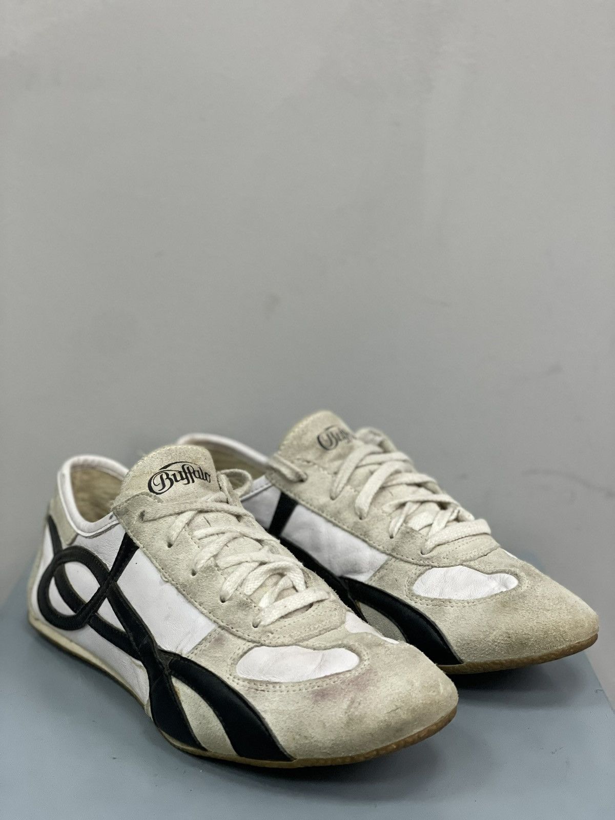 Buffalo London Vintage low sneakers Loewe style shoes trainers Size US 8 / IT 38 - 1 Thumbnail