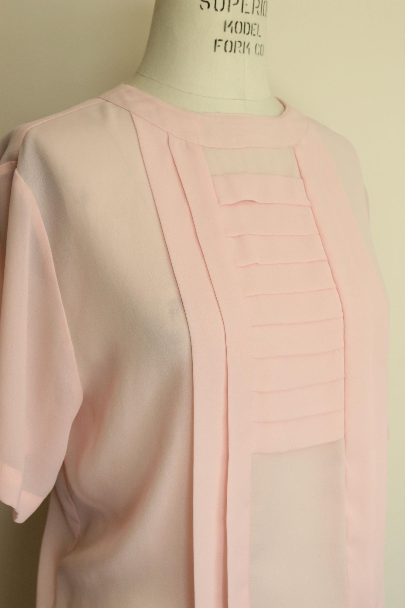 Vintage Vintage 1980s 1990s Blouse, Laura & Jayne Pink Pleated Shirt Size S / US 4 / IT 40 - 4 Thumbnail