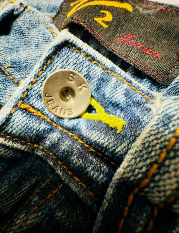 Other V2 Jeans “The Collection” Low-Rise Flare Blue Denim Jeans W1 Size 26" / US 2 / IT 38 - 9 Thumbnail