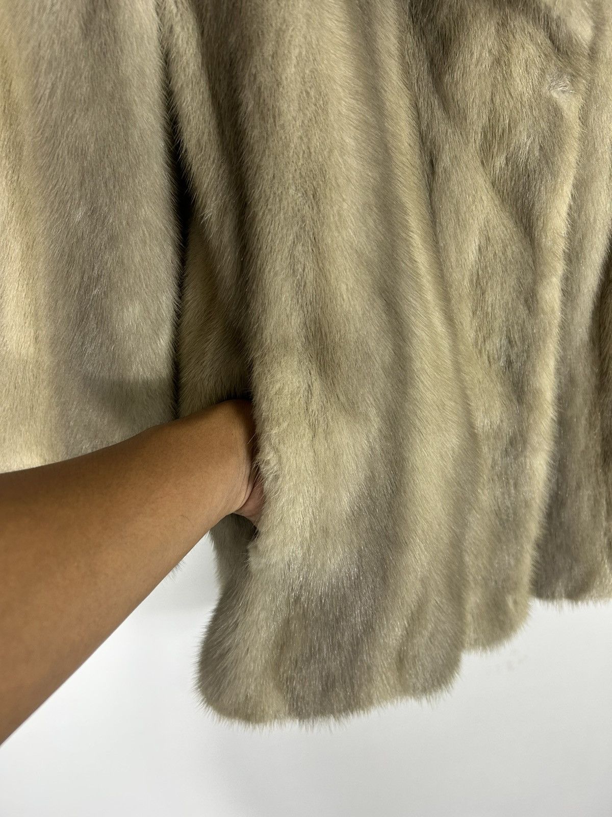 Sagafurs Vintage EMBA Mink Fur Coat – Beige Real Fur Jacket, Size S / US 4 / IT 40 - 7 Thumbnail