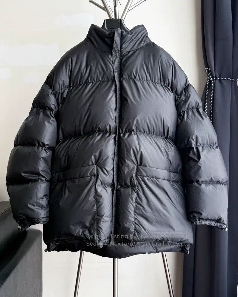Valentino Valentino Reversible silhouette goose down jacket Size US M / EU 48-50 / 2 - 2 Thumbnail