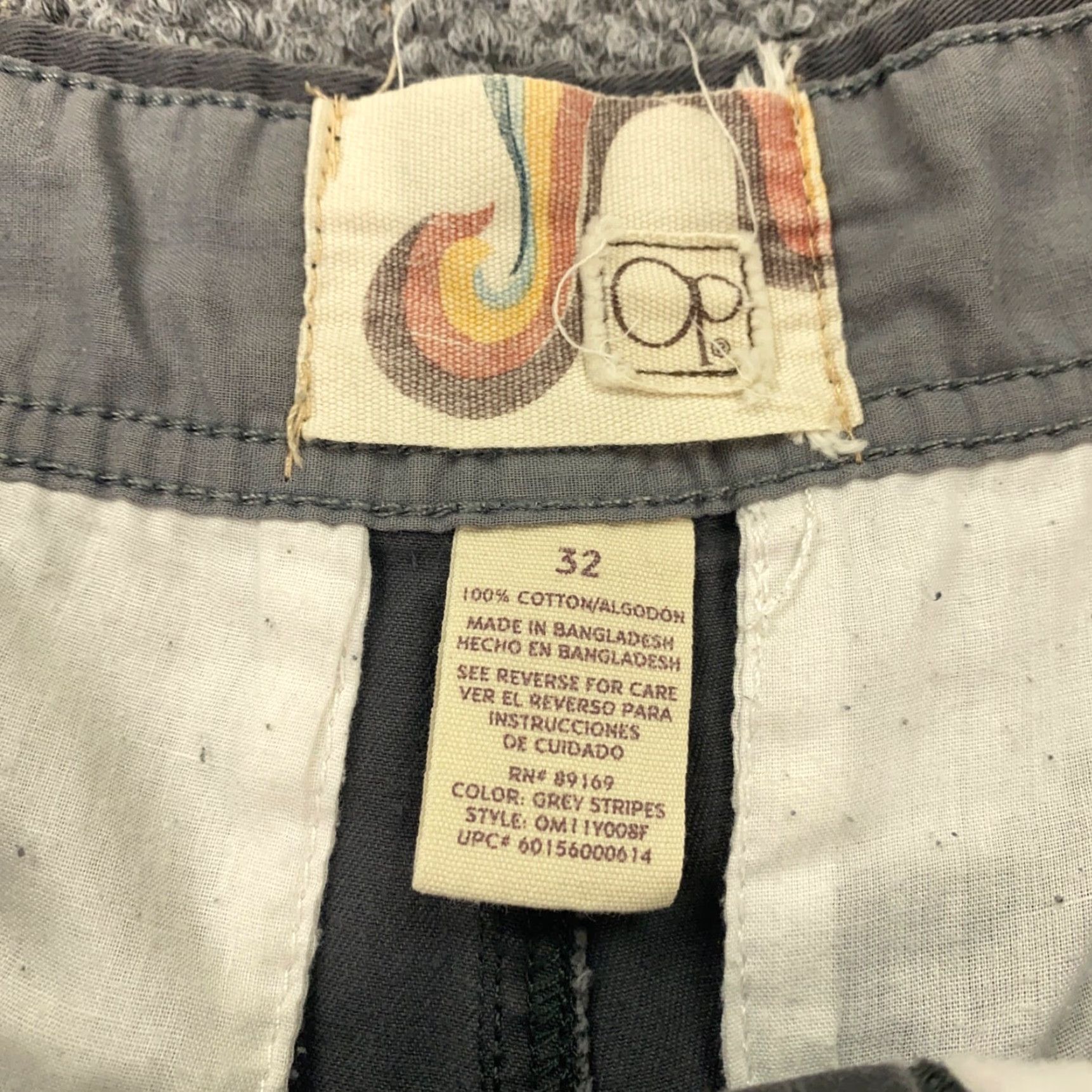 Ocean Pacific Ocean Pacific Mens Shorts Size 32 Gray Striped Chino Surf Skate Beach Size US 32 / EU 48 - 2 Thumbnail
