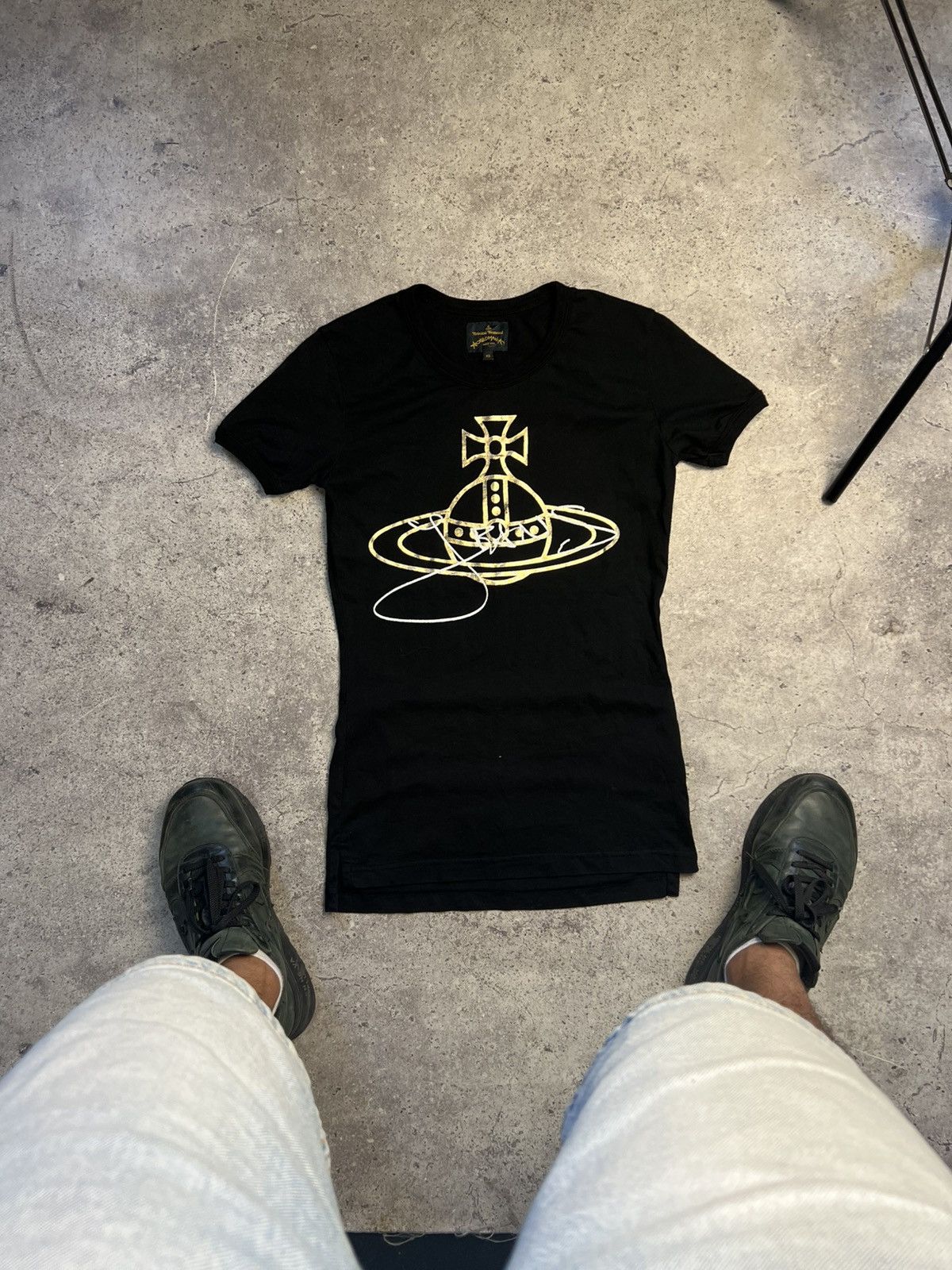 Vivienne Westwood VIVIENNE WESTWOOD T-SHIRT BIG LOGO GRAPHIC DESIGN Size US XS / EU 42 / 0 - 3 Thumbnail