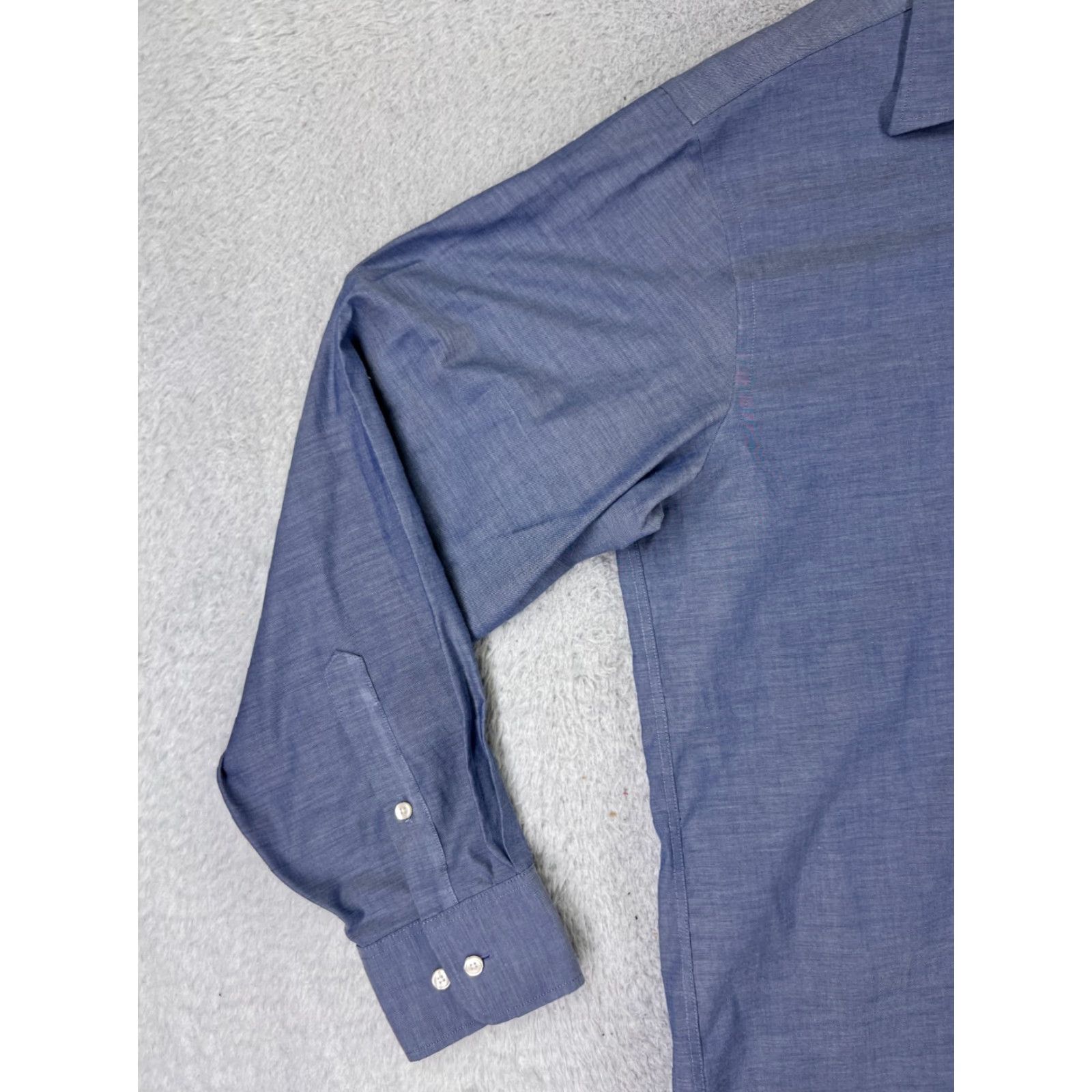 Tommy Hilfiger Tommy Hilfiger Shirt Men 17 Blue Wrinkle Free 34-35 Button Up Regular Fit Pocket Size US XL / EU 56 / 4 - 3 Thumbnail