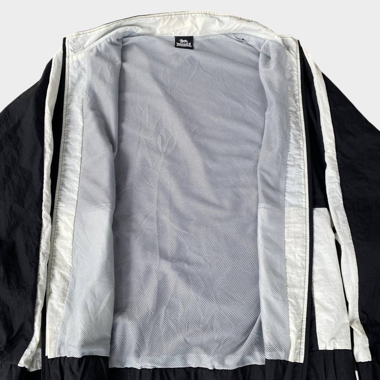Vintage Vintage 00s Lonsdale London XL Baggy Retro Windbreaker Size US XL / EU 56 / 4 - 13 Thumbnail