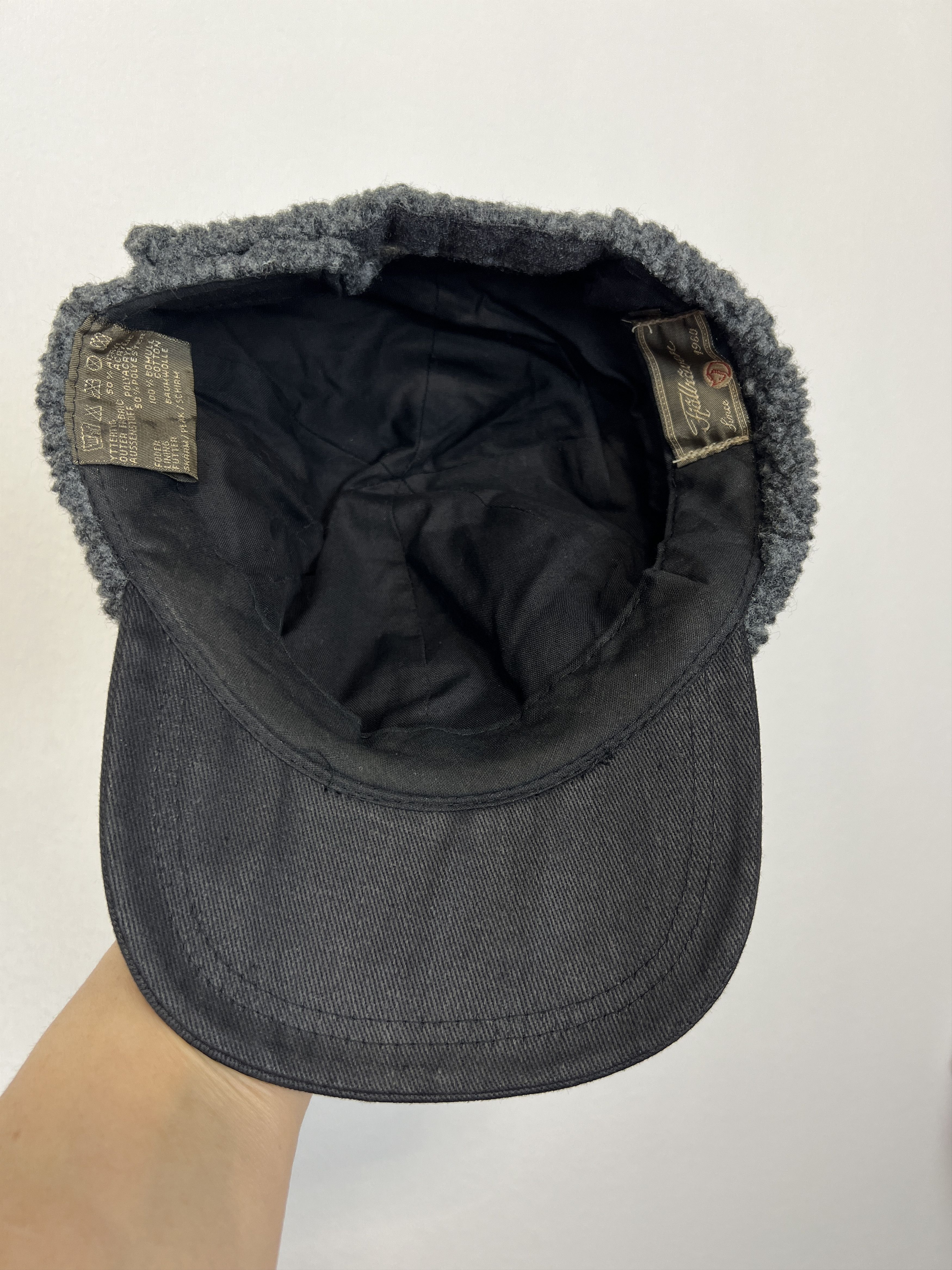 Fjallraven Hat Bommul Cap Rare Winter Warm Snapback Hype Adult Size ONE SIZE - 7 Thumbnail