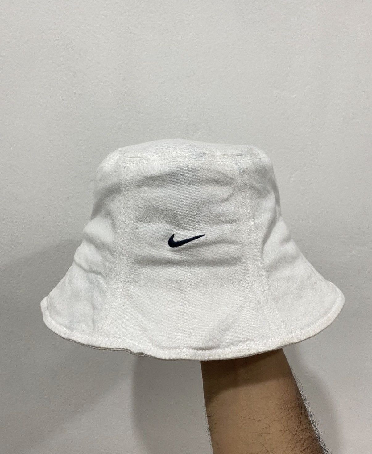 Nike VTG Nike Bucket Hat Size ONE SIZE - 1 Thumbnail