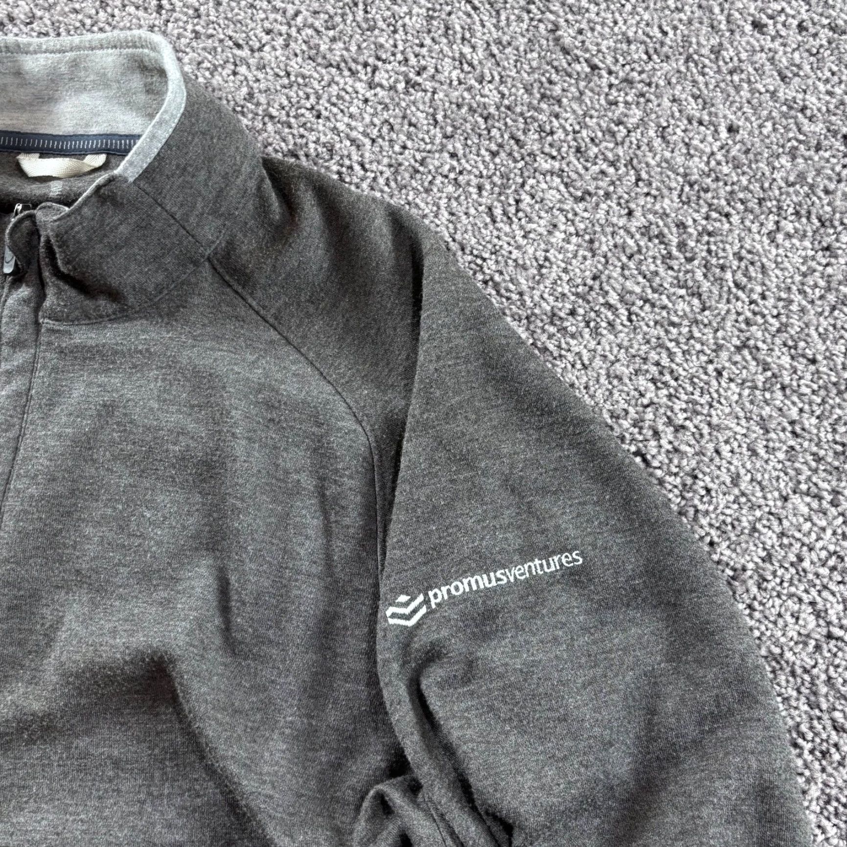 Vintage **Zero Restriction Golf Jacket Mens L Gray Performance** User: Zero Restriction Golf Jacket Mens L Gray Performance Size US L / EU 52-54 / 3 - 3 Thumbnail