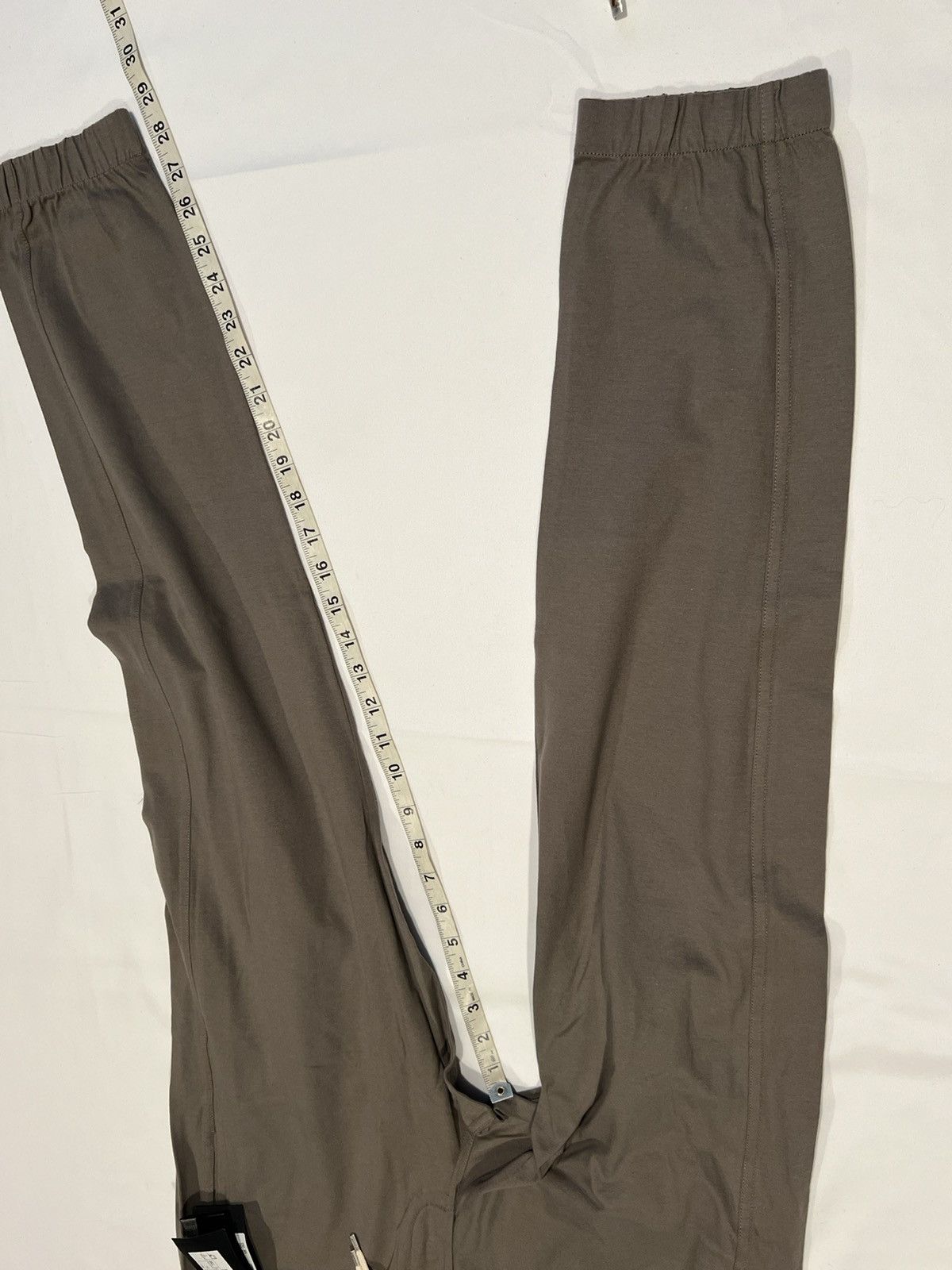 Saint Laurent Paris Saint Laurent men’s joggers. L. $650 Size US 34 / EU 50 - 2 Thumbnail