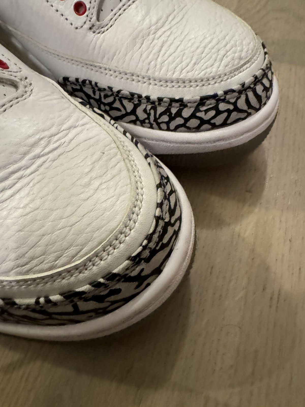 Nike NIKE AIR JORDAN 3 “FREE THROW LINE” white cement size US8UK7 Size US 8 / EU 41 - 17 Thumbnail