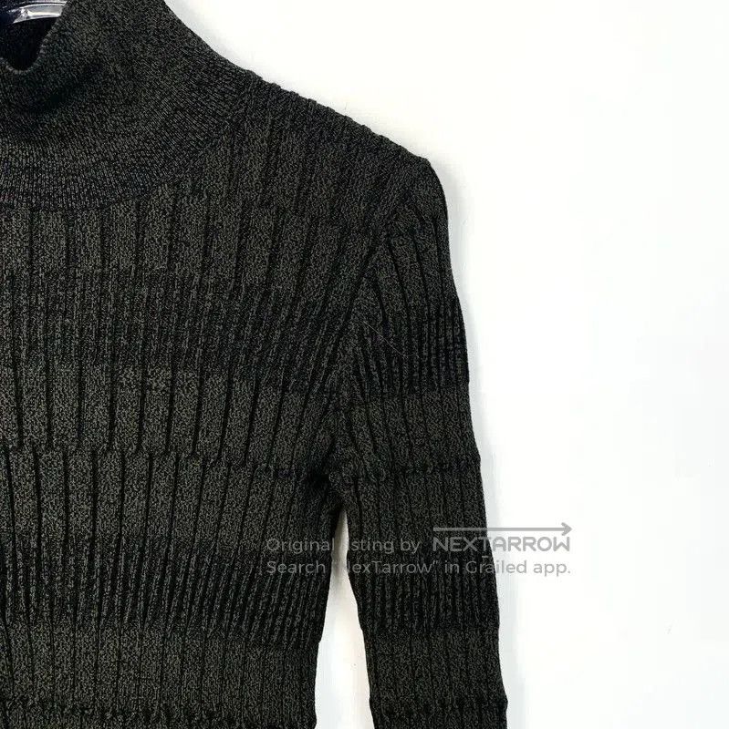 Burberry Burberry Ribbed Knit Turtleneck Sweater. Size XS / US 0-2 / IT 36-38 - 3 Thumbnail