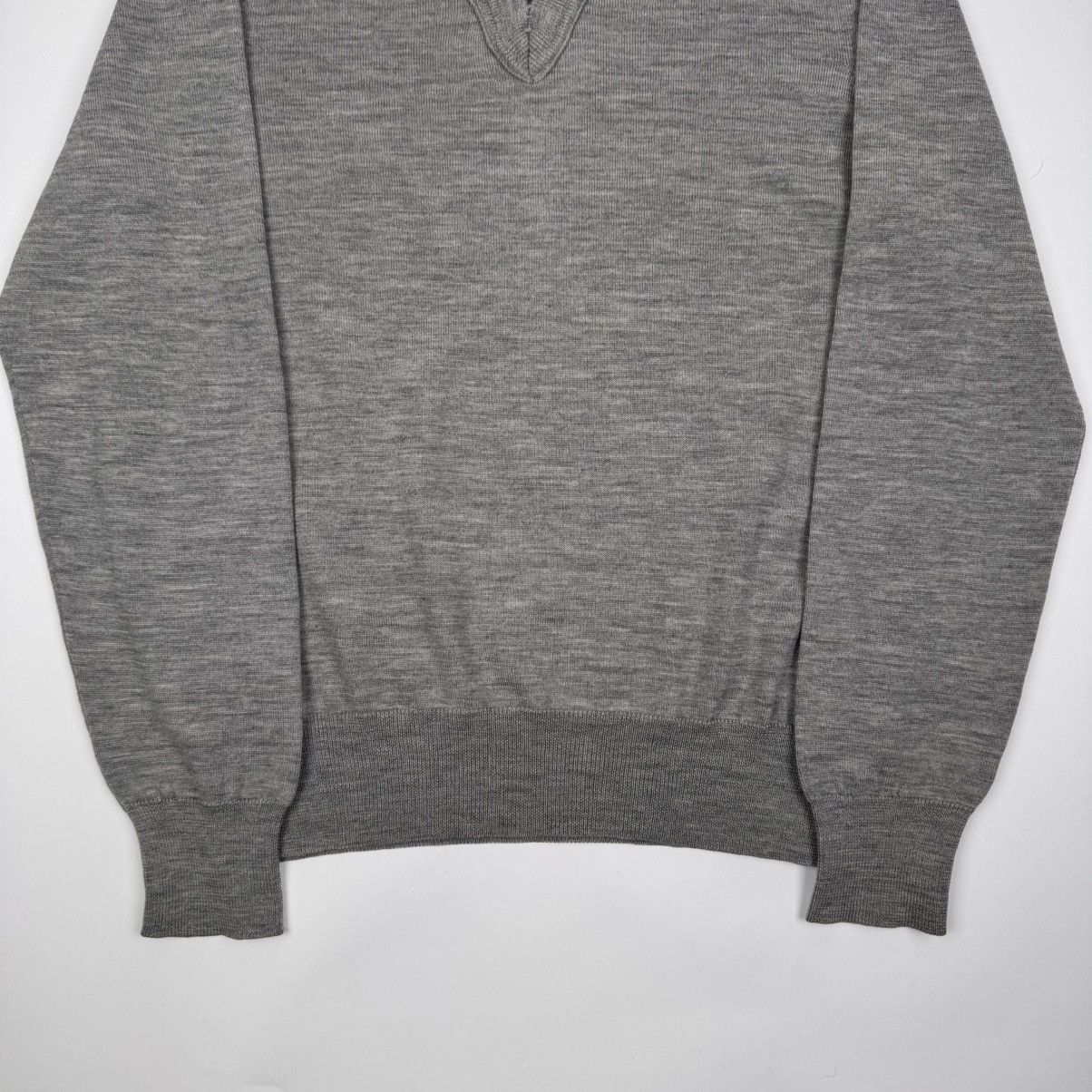 Maison Margiela AW2006 Martin Margiela Light Gray Wool V-Neck Knit Pullover Size US M / EU 48-50 / 2 - 3 Thumbnail
