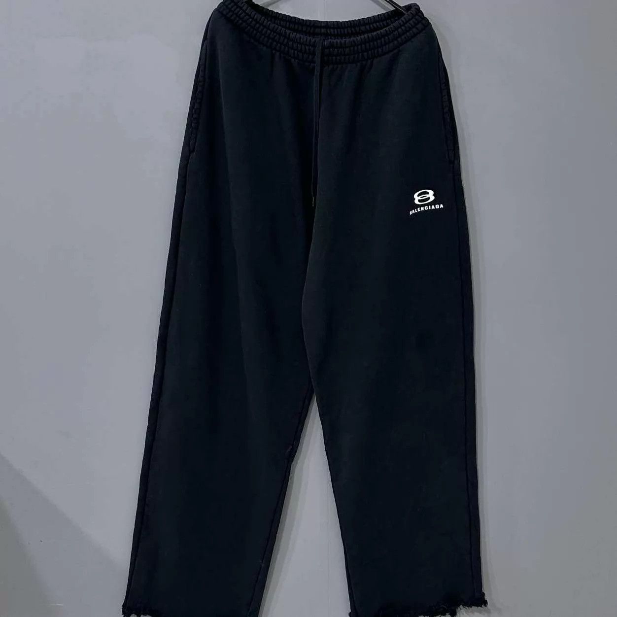 Balenciaga Balenciaga Double Ring Destroyed Pants XS 95 New Size 25" / US 0 / IT 36 - 1 Thumbnail