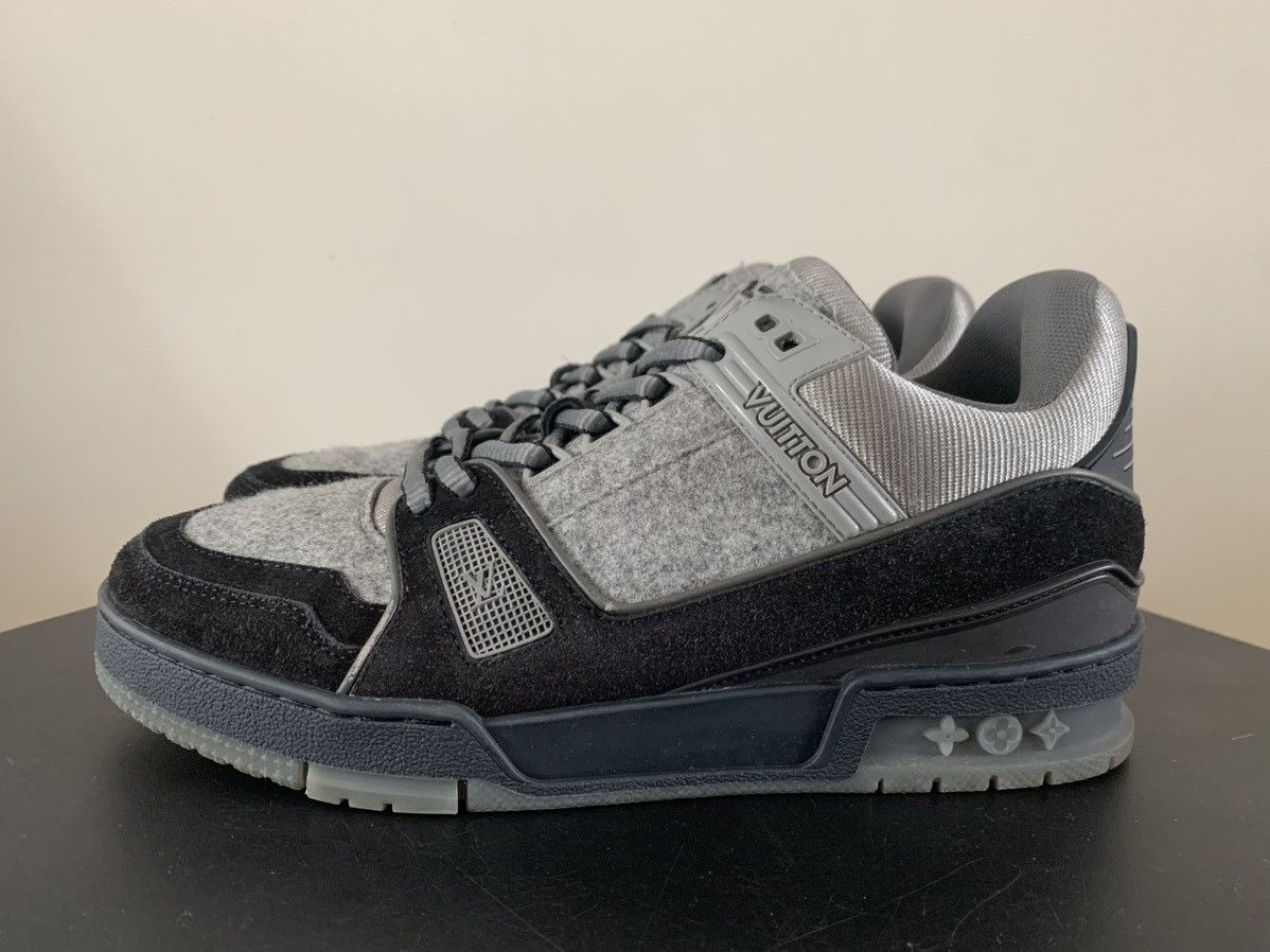 Louis Vuitton Louis Vuitton Trainer black / grey flannel size LV 6 