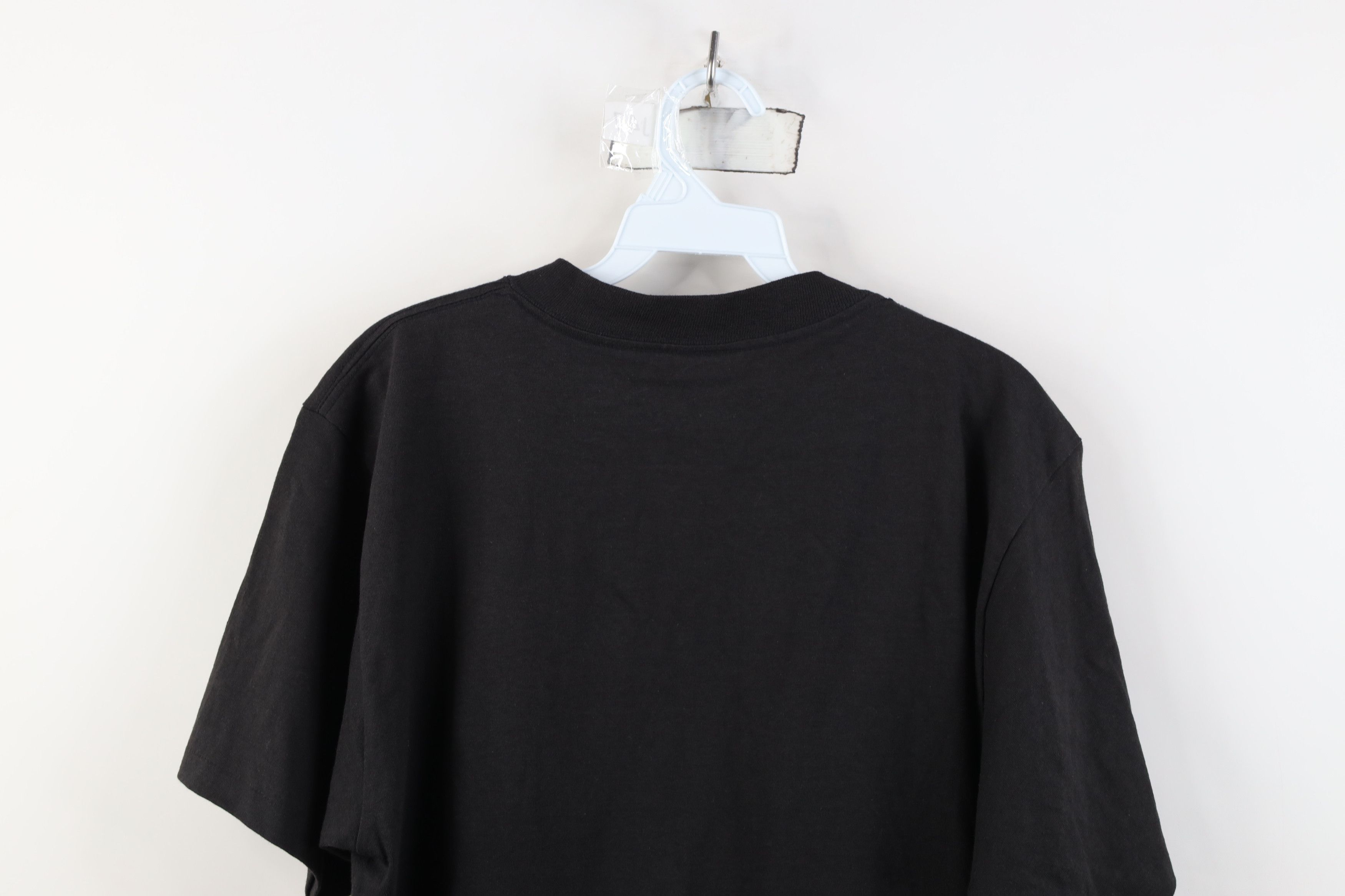 Vintage Vintage 90s Earth Day Black Panther Short Sleeve T-Shirt USA Size US M / EU 48-50 / 2 - 11 Thumbnail