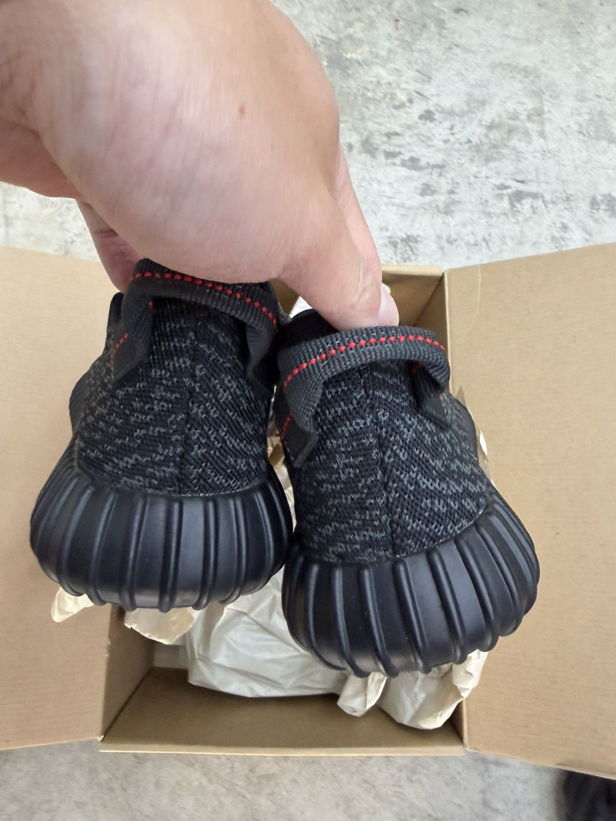 Yeezy Yeezy 350 Boost Pirate Black OG Size US 10 / EU 43 - 2 Thumbnail