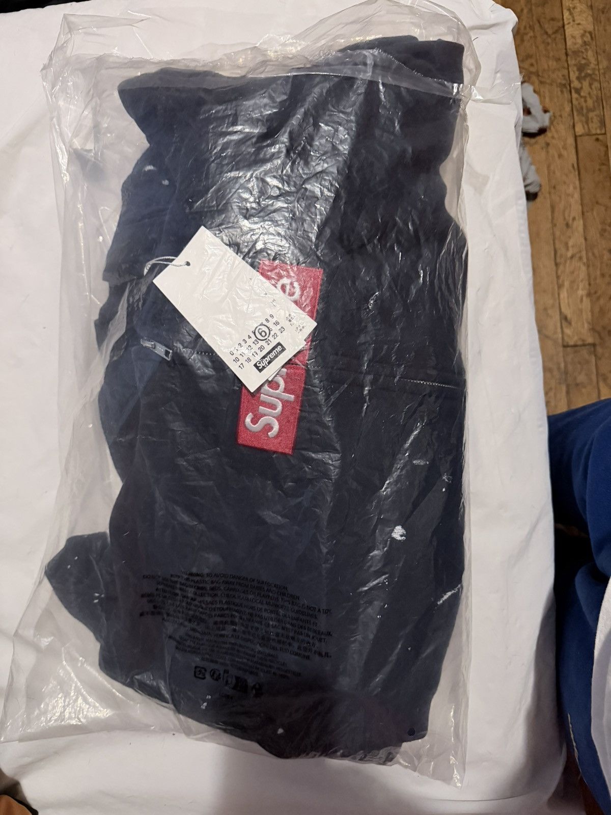 Supreme Supreme mm6 Size US M / EU 48-50 / 2 - 1 Preview