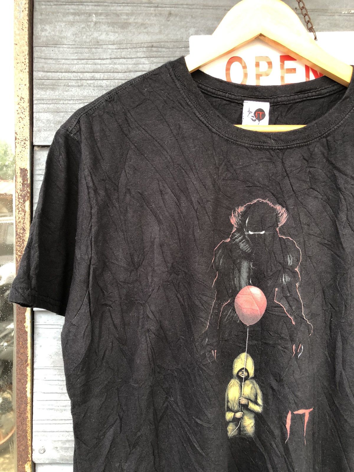 Vintage 🔥Vintage RARE🔥Steal Horror IT Movie Pennywise Tee Size US L / EU 52-54 / 3 - 2 Thumbnail