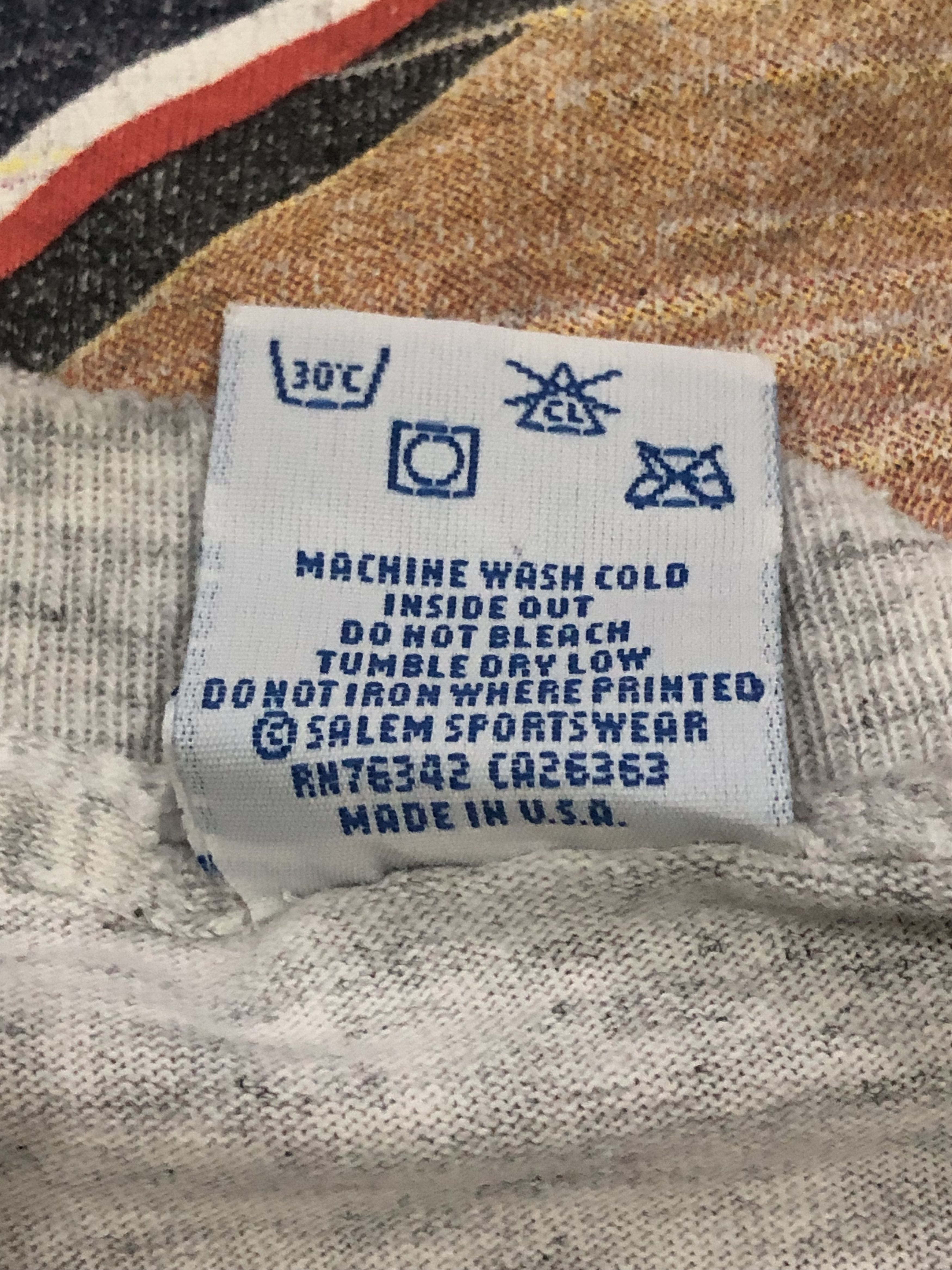 MLB Vintage 90s New York Yankees T-Shirt – Salem Sportswear Size US L / EU 52-54 / 3 - 6 Thumbnail
