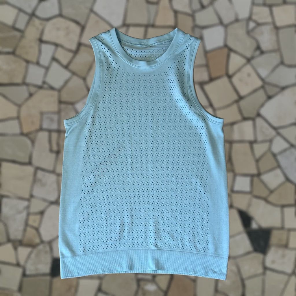 Lululemon Lululemon Swiftly Relaxed Sleeveless Top Women's 4 Blue Round Neck Pullover Moisture Wicking Lightweight Breather Wearable Activewear Casual Travel Size S / US 4 / IT 40 - 1 Thumbnail