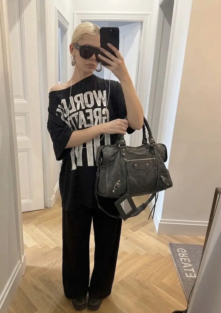 Balenciaga Vintage Balenciaga 00s City Bag Distressed Leather Handbag Size ONE SIZE - 2 Thumbnail