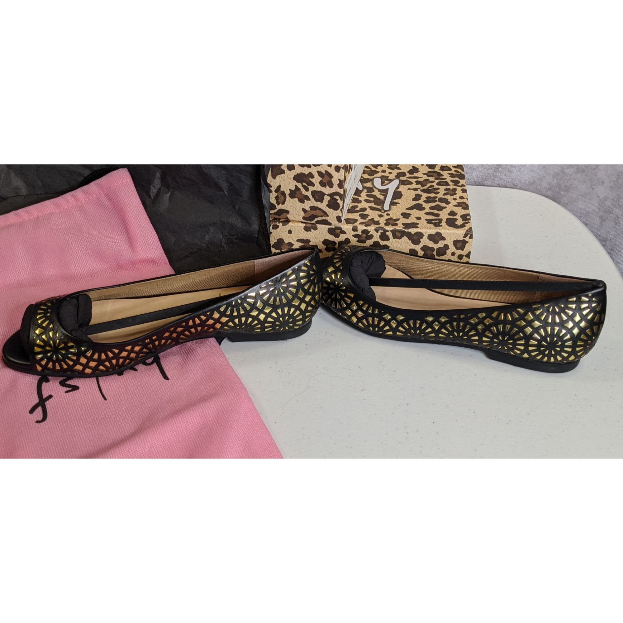 Other FS/NY Black & Gold "Black Nappa" Laser-Cut Peep Toe Flats Size US 5.5 / IT 35.5 - 7 Thumbnail