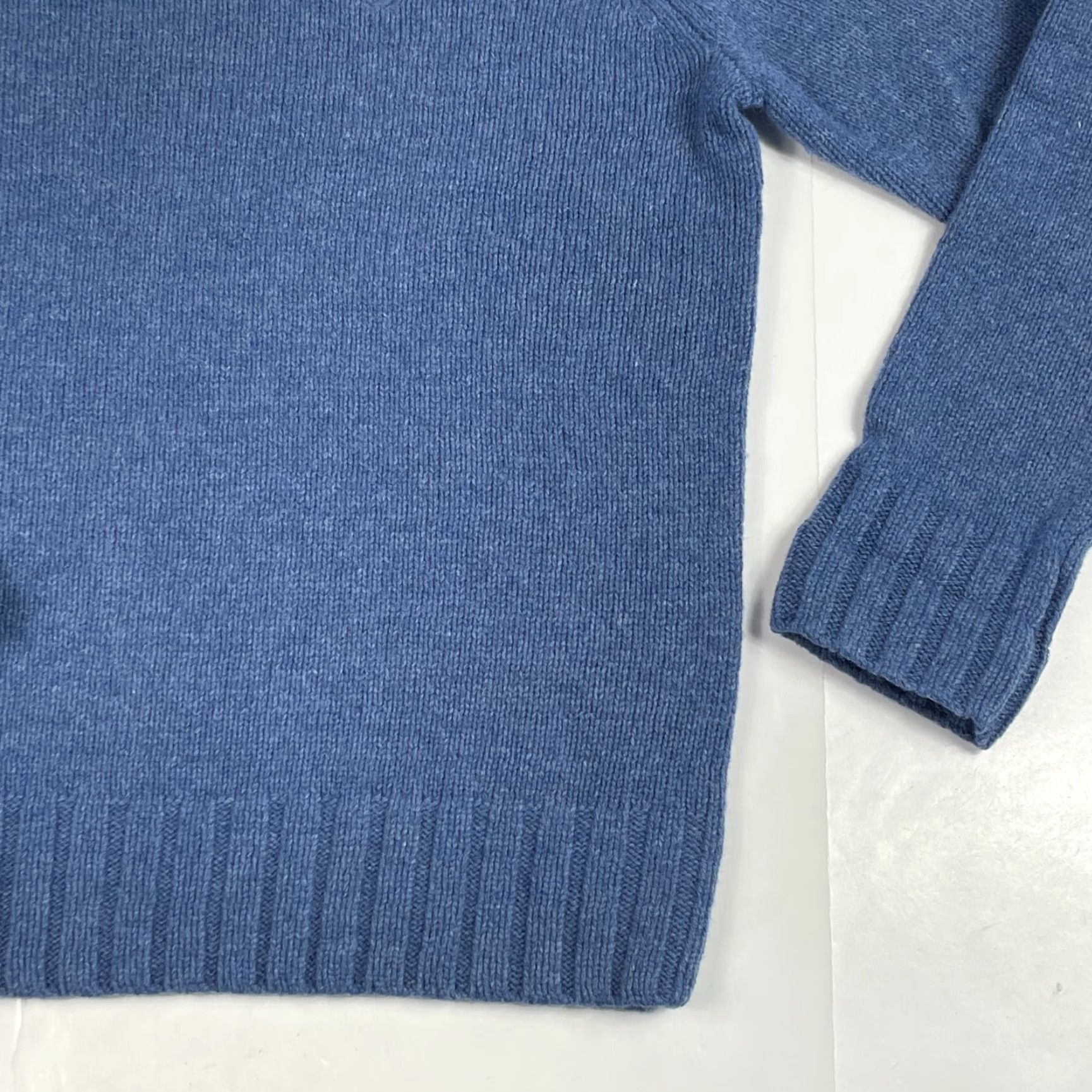 Nautica Nautica Sweater Mens Large Blue Merino Wool V Neck Pullover Ribbed Heavyweight Golf/Walking/Business Casual Formal Workwear Preppy Night? Size US L / EU 52-54 / 3 - 4 Thumbnail