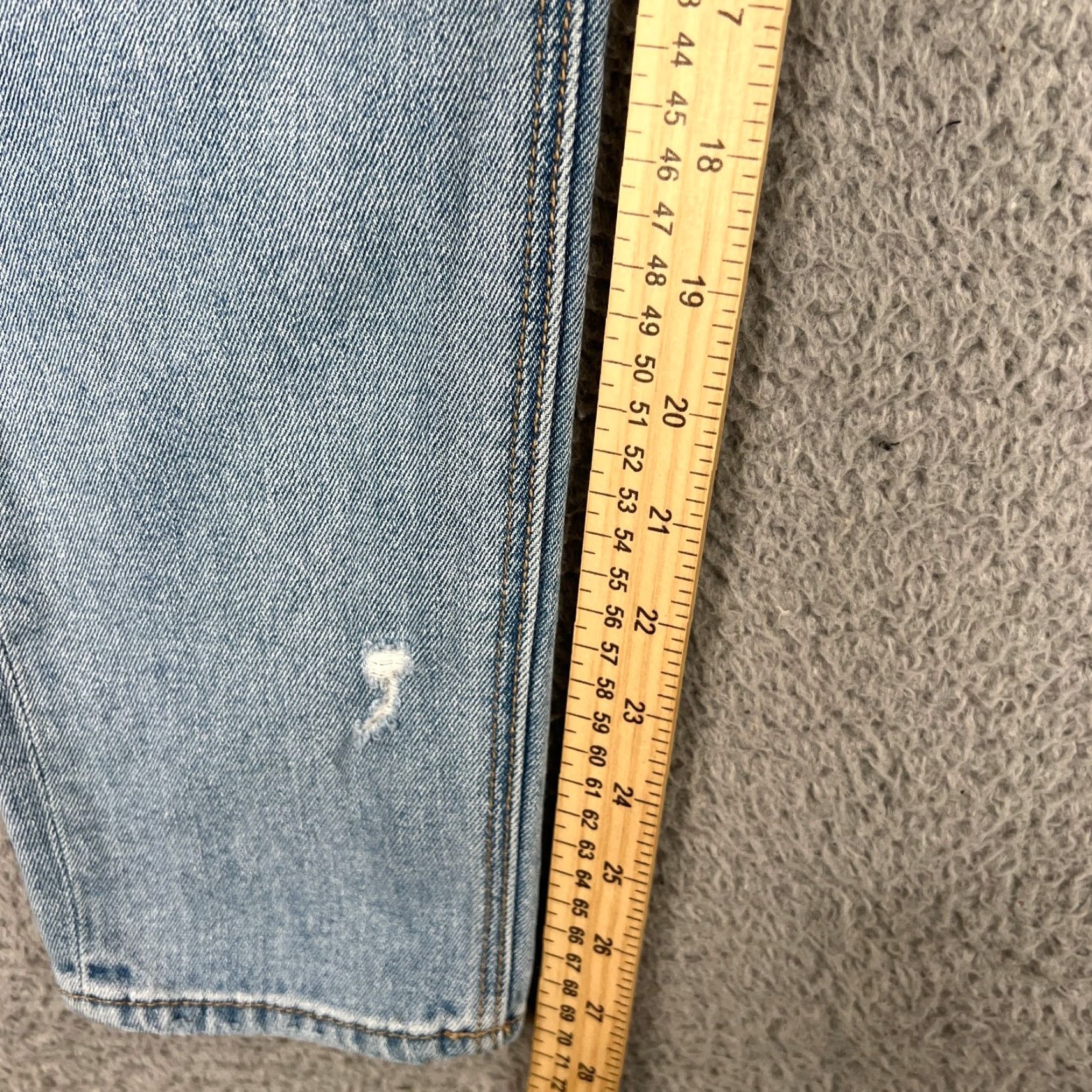 American Eagle Outfitters VINTAGE American Eagle Women's Mom Jeans Size 4 Regular Light Wash Stretch Denim Blue 28in Waist Size 27" / US 4 / IT 40 - 4 Thumbnail