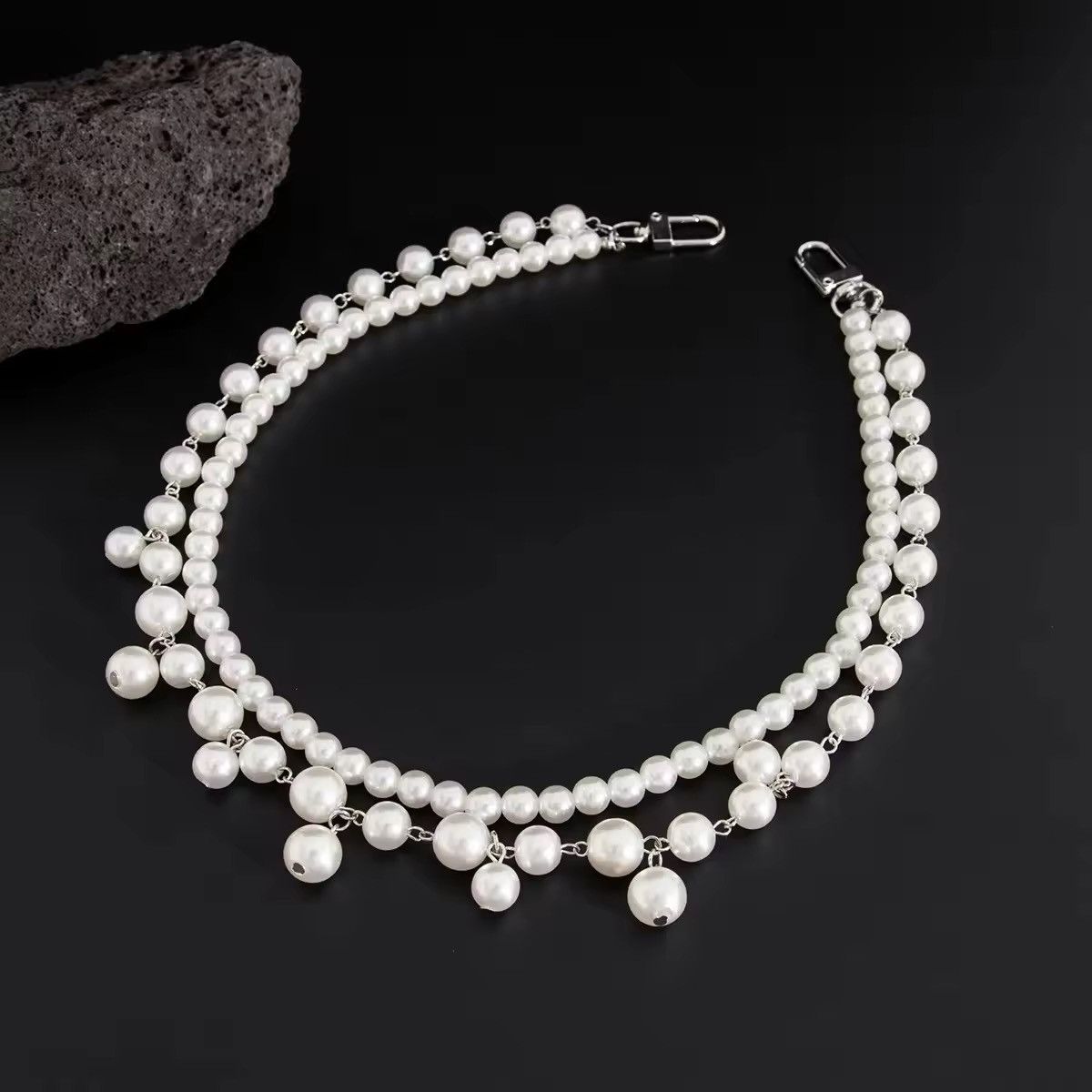 Japanese Brand × Vintage Imitation Pearl Tassel Keychain Wallet Size ONE SIZE - 4 Thumbnail