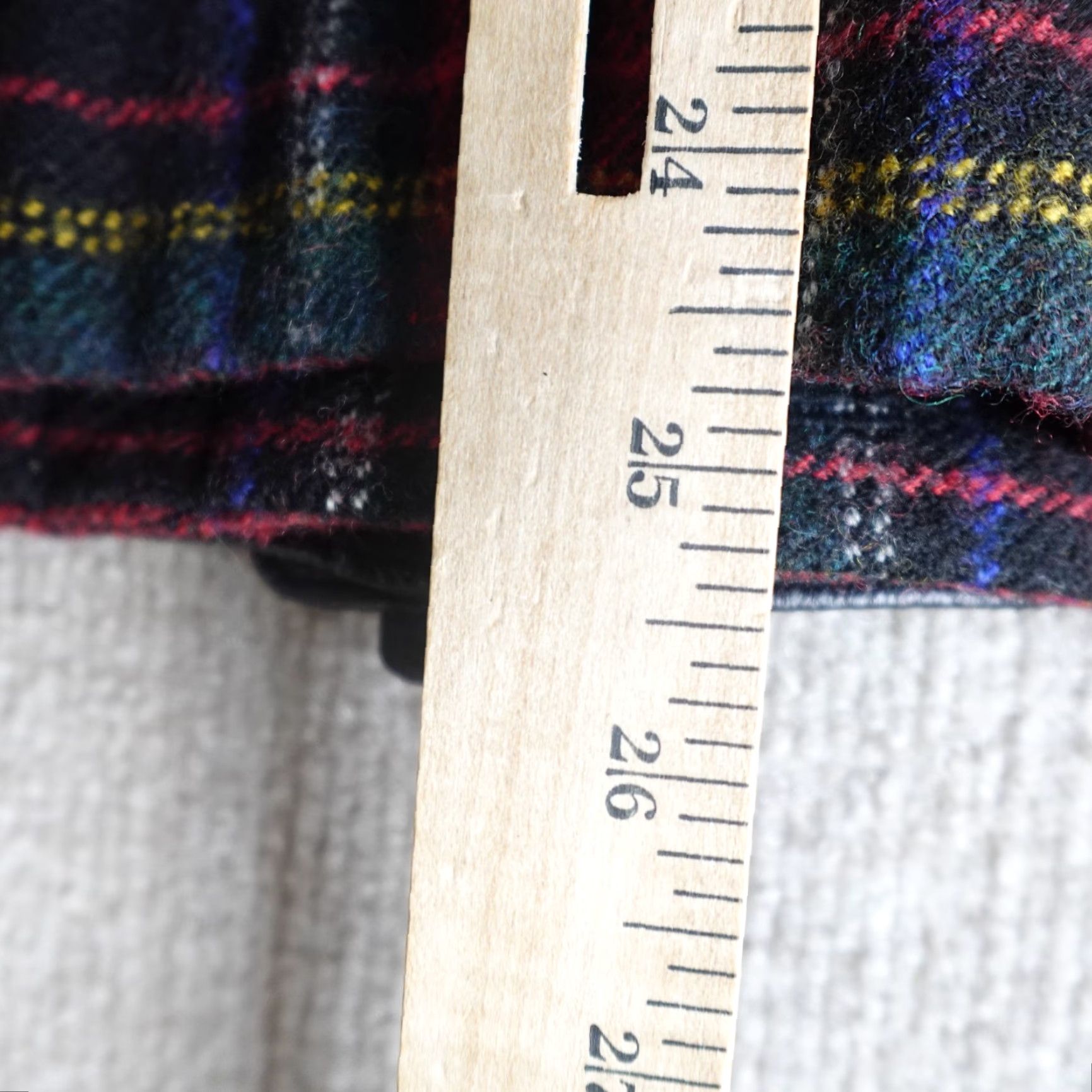 Vintage L.L. Bean Jacket Womens 14 Black Red Plaid Wool Merrimac Stewart Virgin Wool 100% Wool Long Sleeve Button Closure Mid-Length Womens Hanbook Size XL / US 12-14 / IT 48-50 - 7 Thumbnail