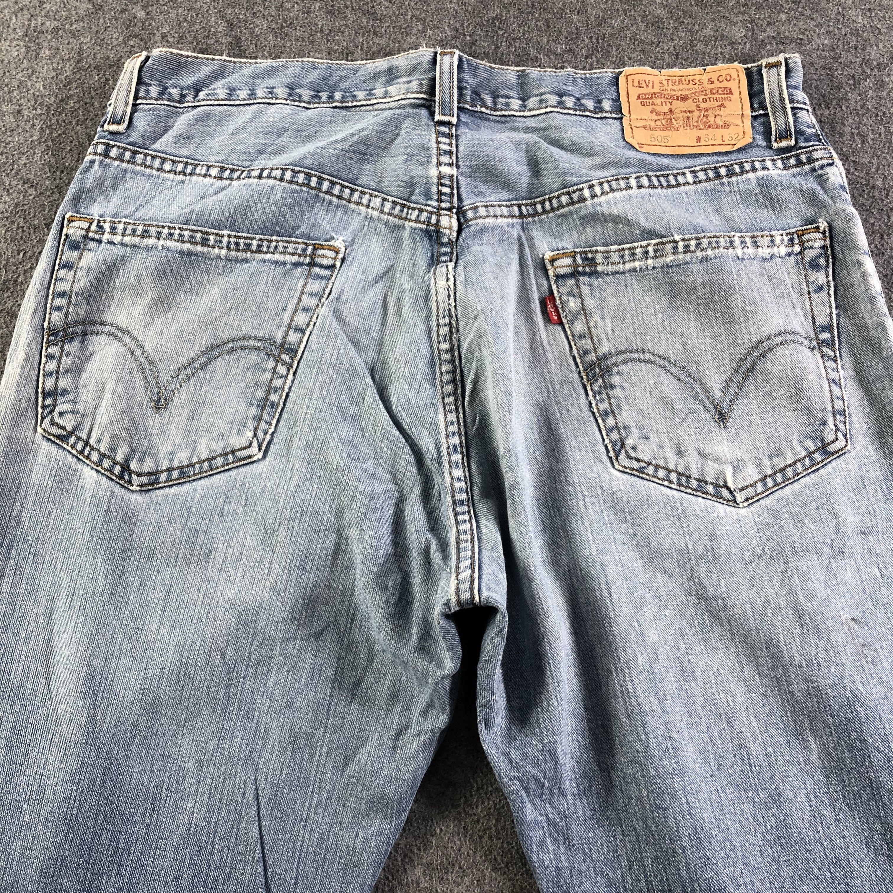 Levi's Vintage Blue Wash Levis 505 Jeans-J3058 Size US 35 - 4 Thumbnail