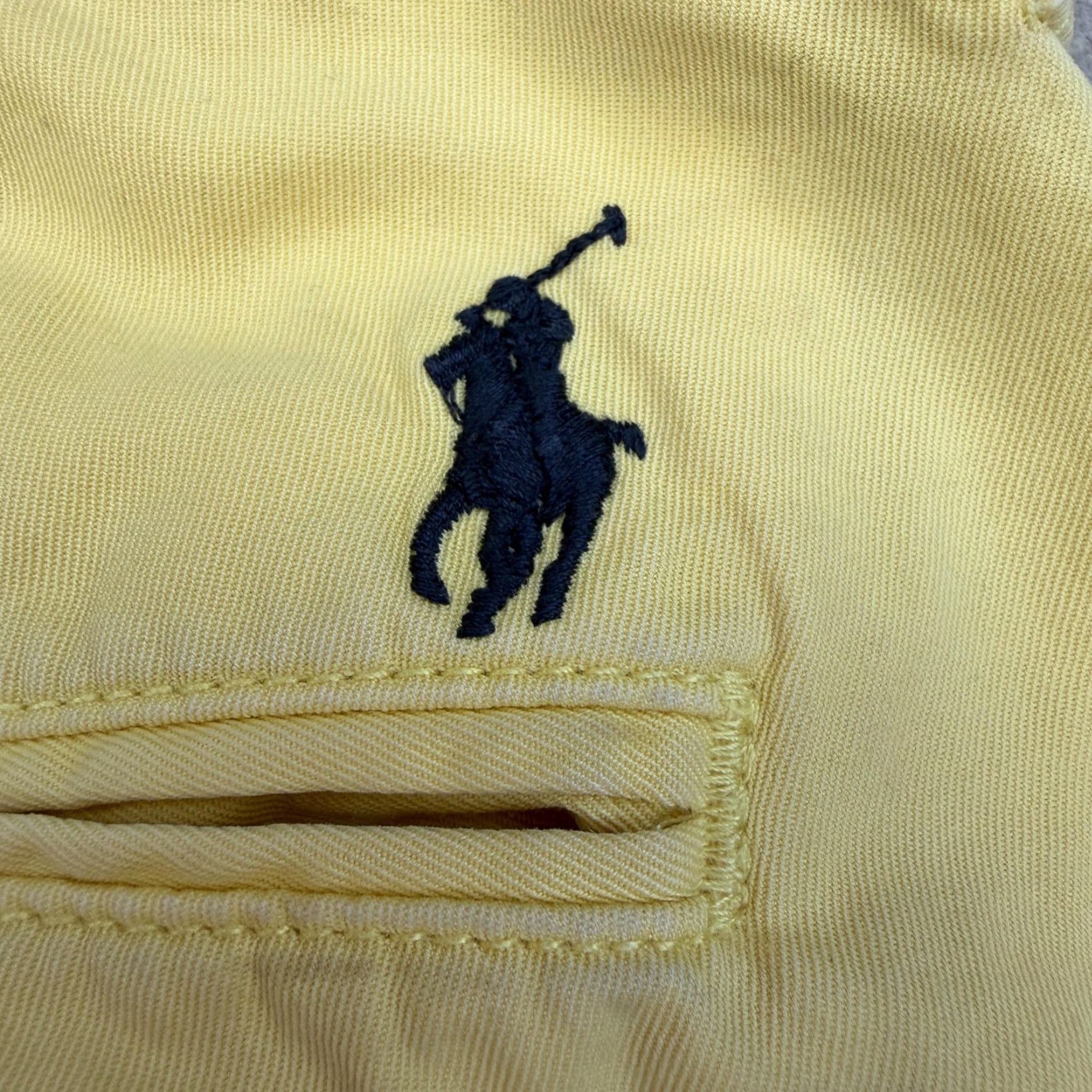 Polo Ralph Lauren Polo Ralph Lauren Shorts Mens 35 Yellow Chino Flat Front Casual Size US S / EU 44-46 / 1 - 6 Thumbnail