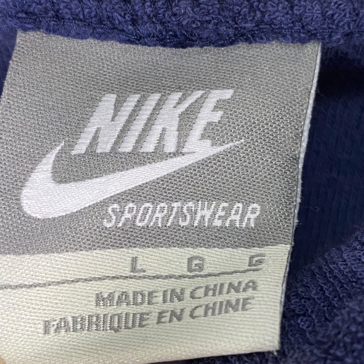 Nike × Vintage Vintage Nike Full Zip Small Embroided Logo Hoodie Navy Blue Size US L / EU 52-54 / 3 - 5 Thumbnail