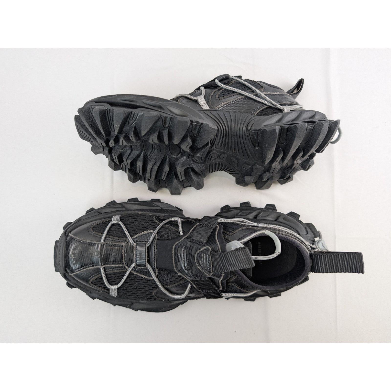 Balenciaga o1rshd1 Hike Low-Top Sneakers in Black Size US 11 / EU 44 - 1 Thumbnail