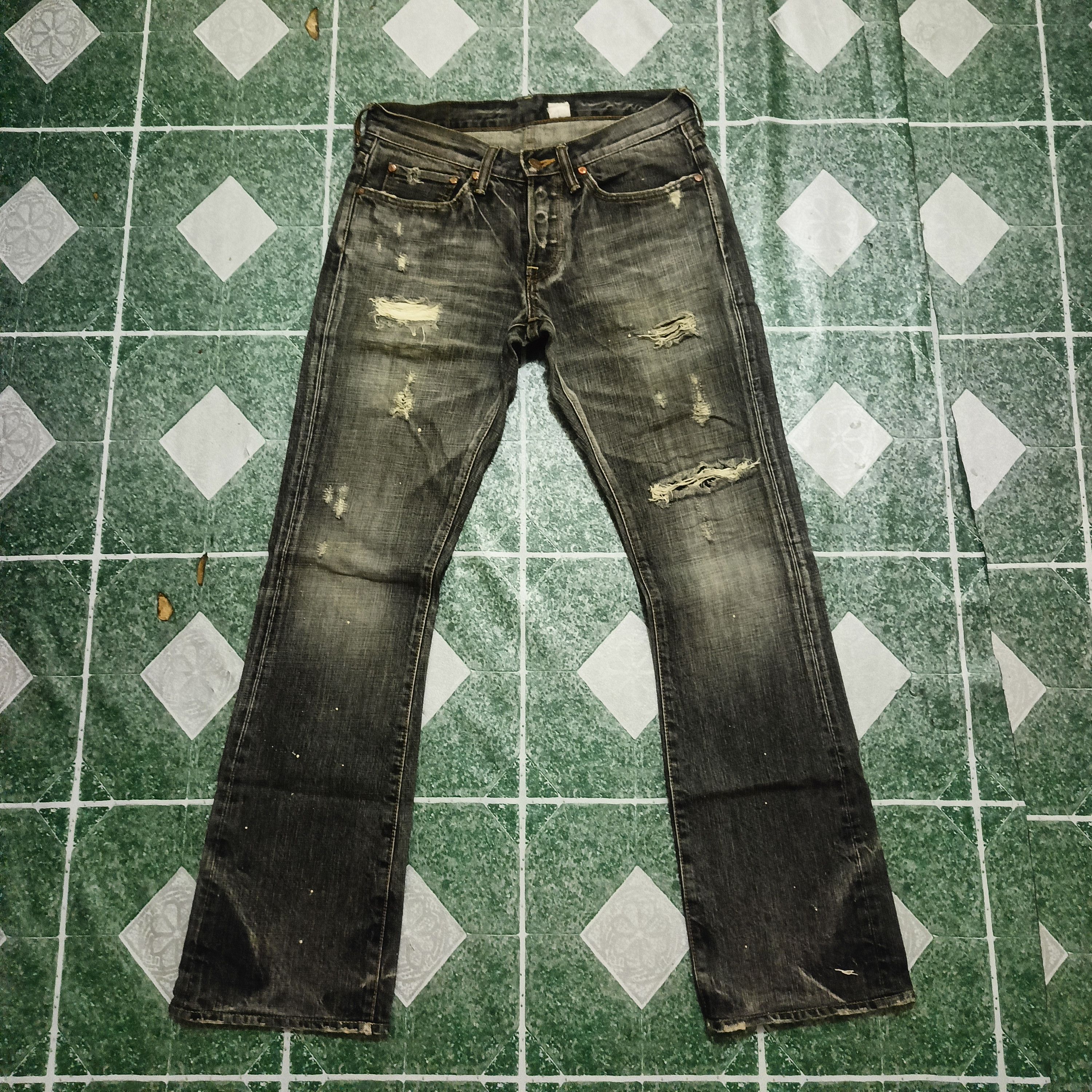 Le Grande Bleu (L.G.B.) Japan Ripped Rivet&Blue Painted distressed Studded Jeans LGB Size US 30 / EU 46 - 11 Thumbnail