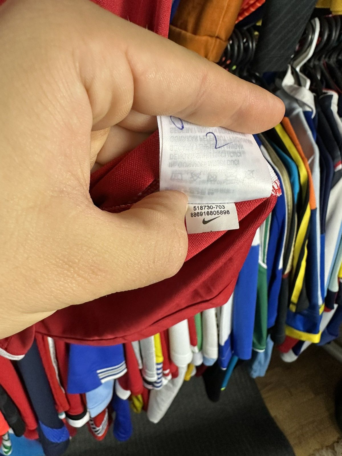 Other NIKE LIVERPOOL 2020 2021 HOME FOOTBALL SHIRT SOCCER JERSEY Size US S / EU 44-46 / 1 - 4 Thumbnail