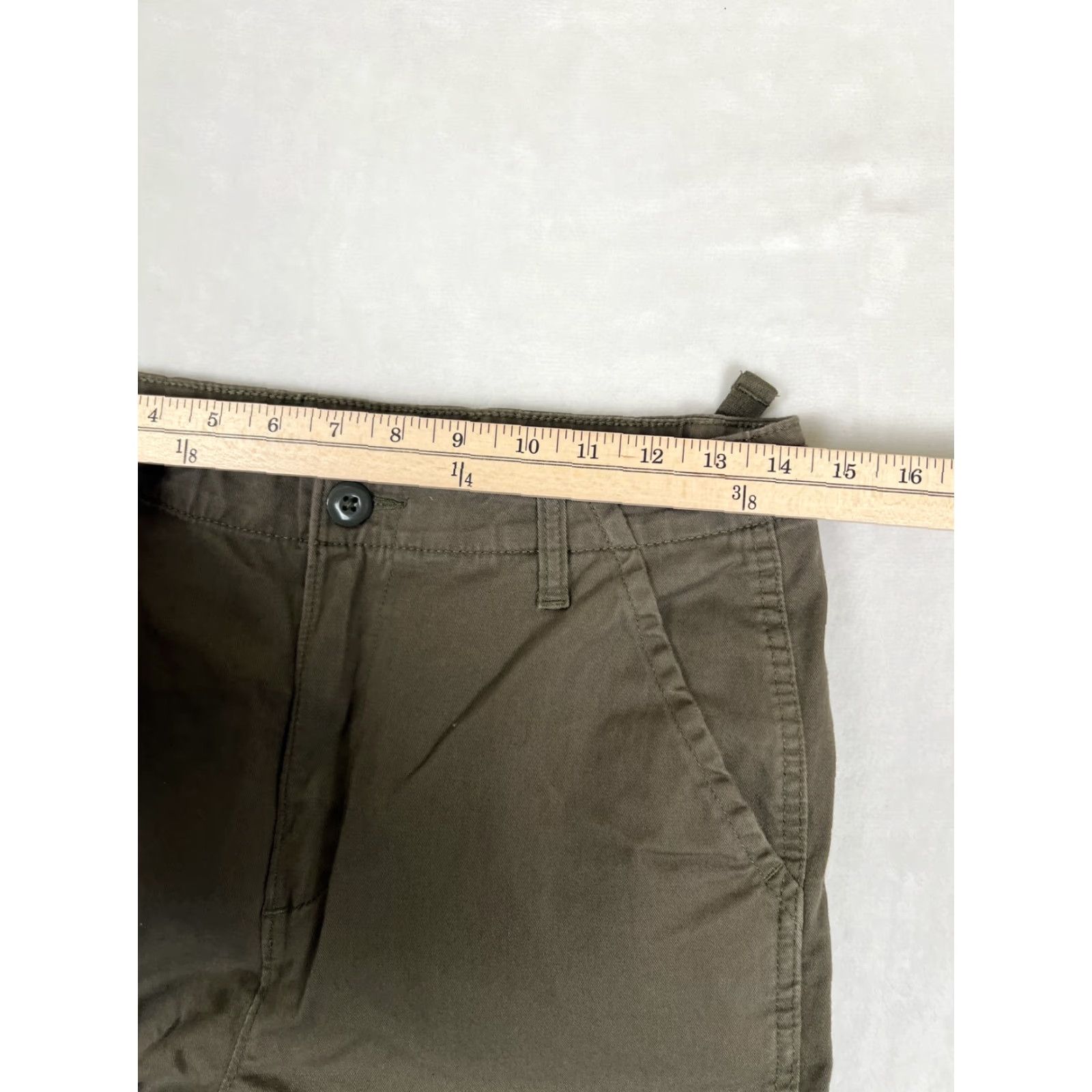 Levi's Levi's Cargo Pants Womens 27 Green Twill Tapered Cuffed Adjustable Utility Size 27" / US 4 / IT 40 - 3 Thumbnail