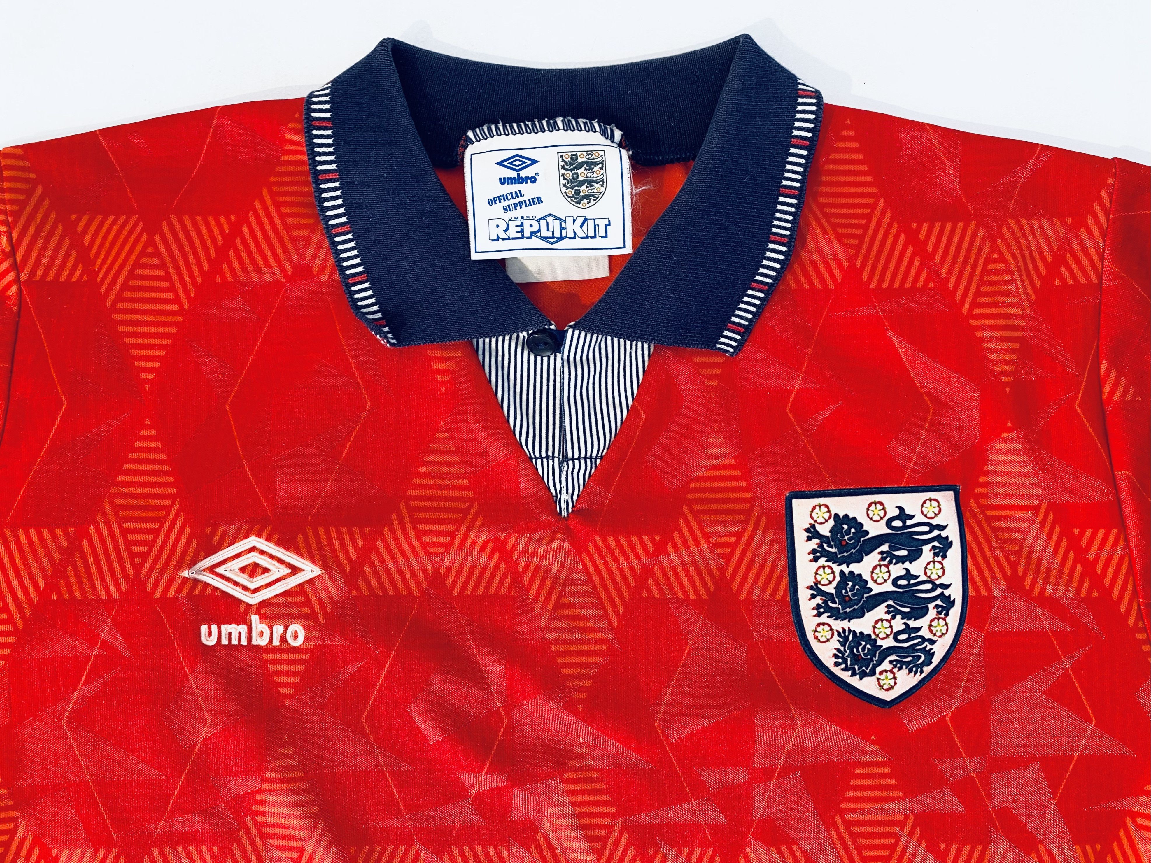 Umbro England Away Football Shirt 1990 - 1992 Umbro Size US M / EU 48-50 / 2 - 4 Thumbnail